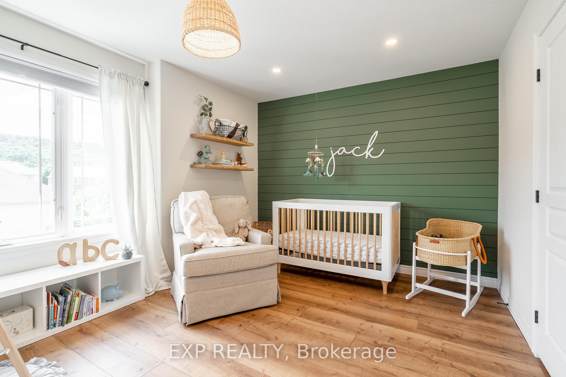 Photo 22 of 8 Hemlock Way, Grimsby, Grimsby West — HOMEH
