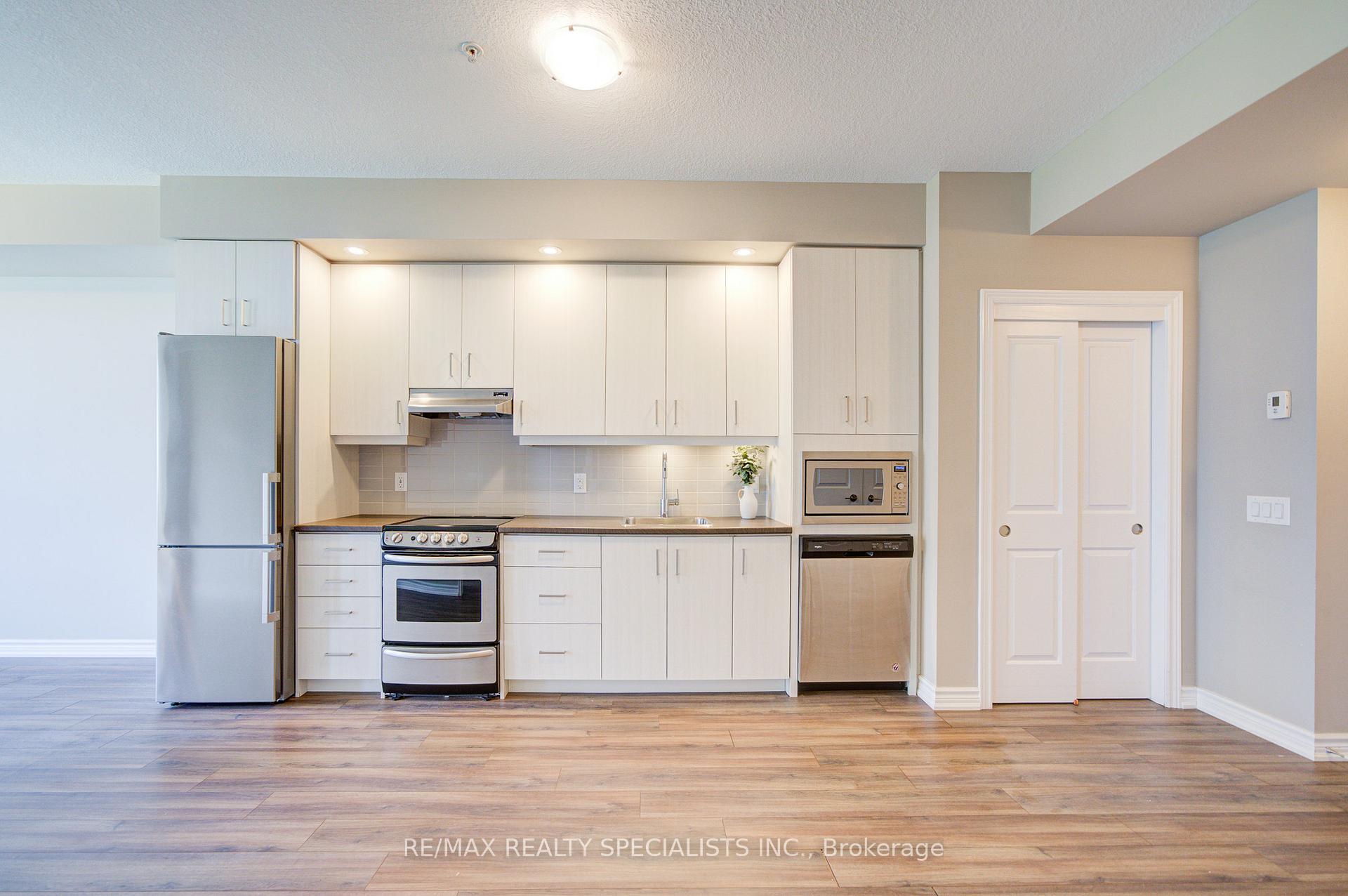 Photo 34 of Unit 219, 40 Esplanade Lane, Grimsby, Grimsby Beach — HOMEH