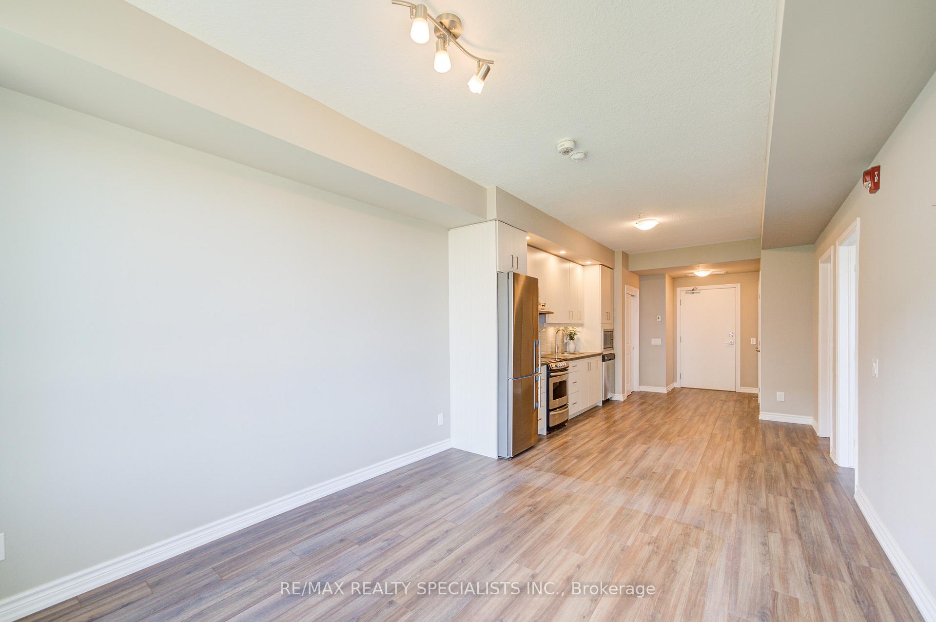Photo 7 of Unit 219, 40 Esplanade Lane, Grimsby, Grimsby Beach — HOMEH