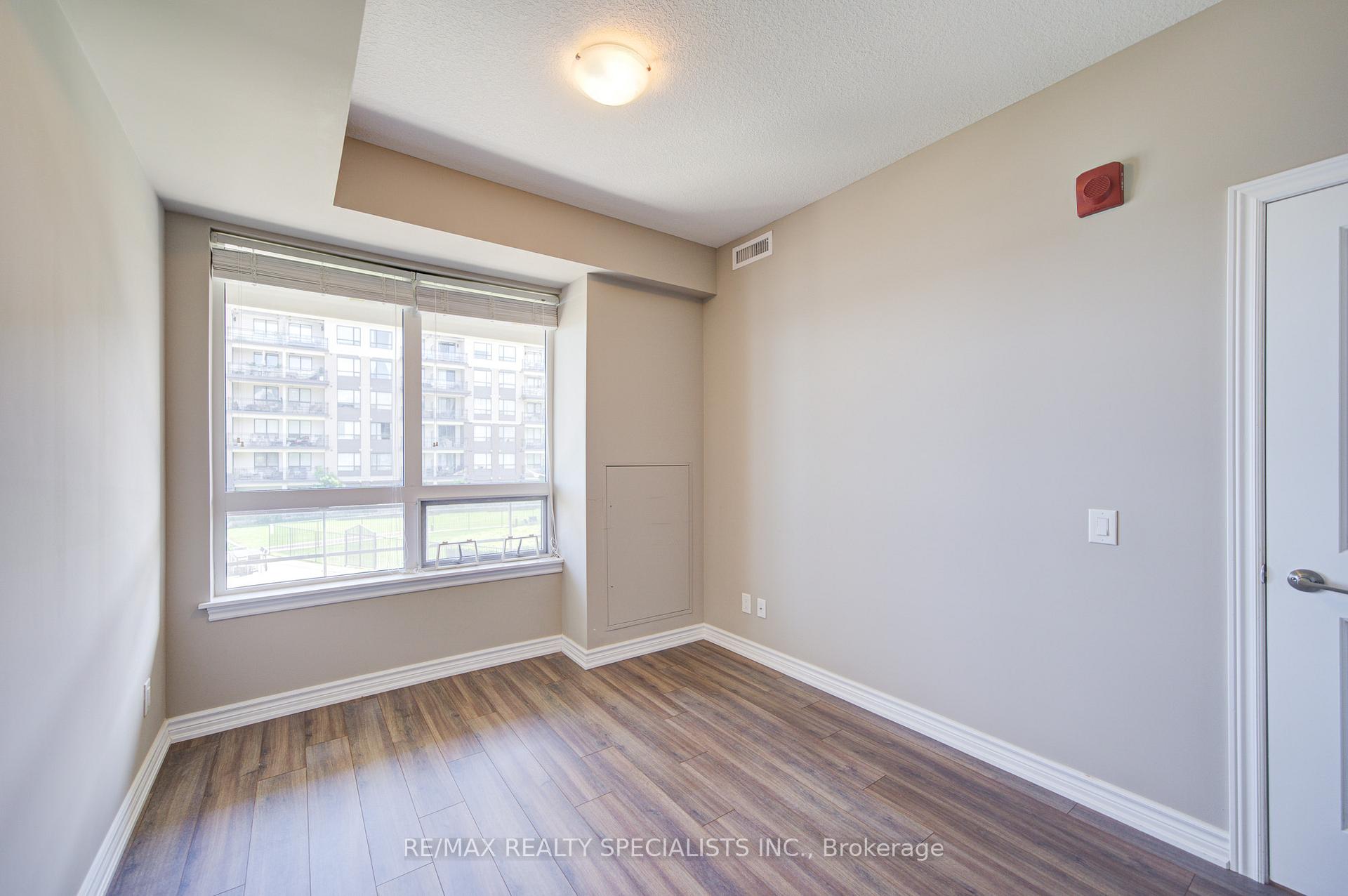 Photo 33 of Unit 219, 40 Esplanade Lane, Grimsby, Grimsby Beach — HOMEH