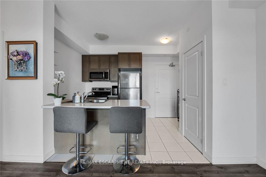 Photo 11 of Unit 312, 101 Shoreview Place, Hamilton, Stoney Creek Industrial — HOMEH
