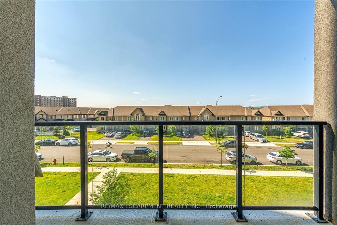 Photo 17 of Unit 312, 101 Shoreview Place, Hamilton, Stoney Creek Industrial — HOMEH