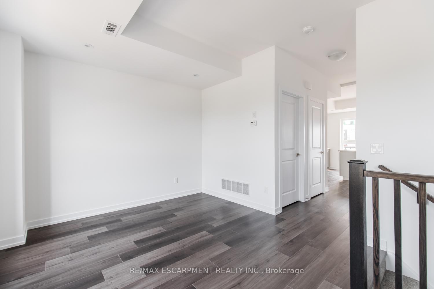 Photo 10 of Unit 19, 70 Kenesky Drive, Hamilton, Waterdown — HOMEH