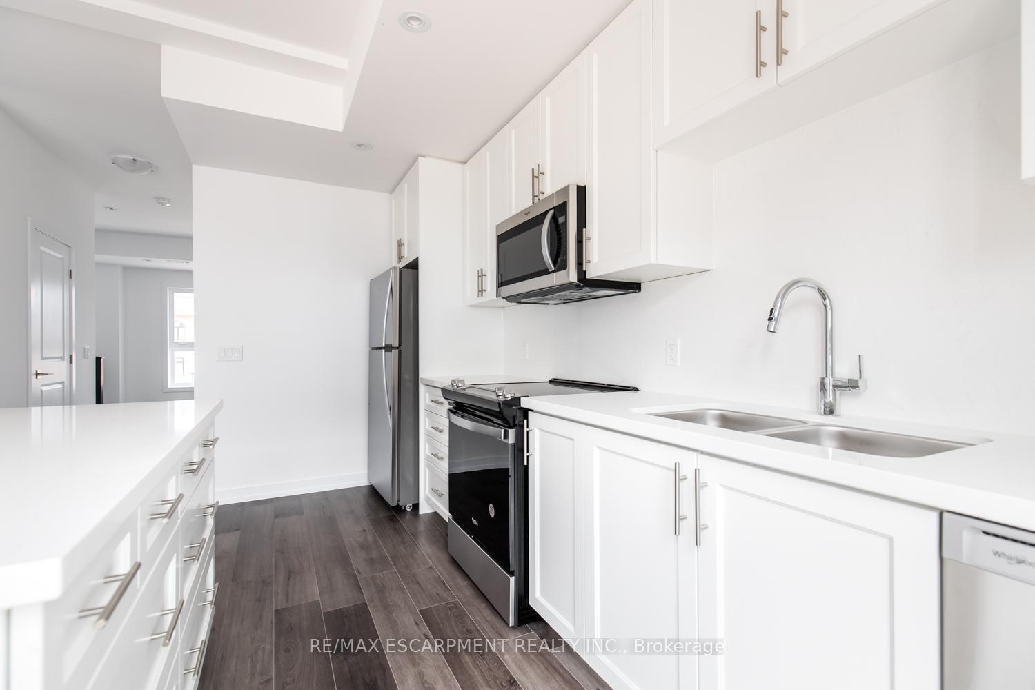 Photo 13 of Unit 19, 70 Kenesky Drive, Hamilton, Waterdown — HOMEH