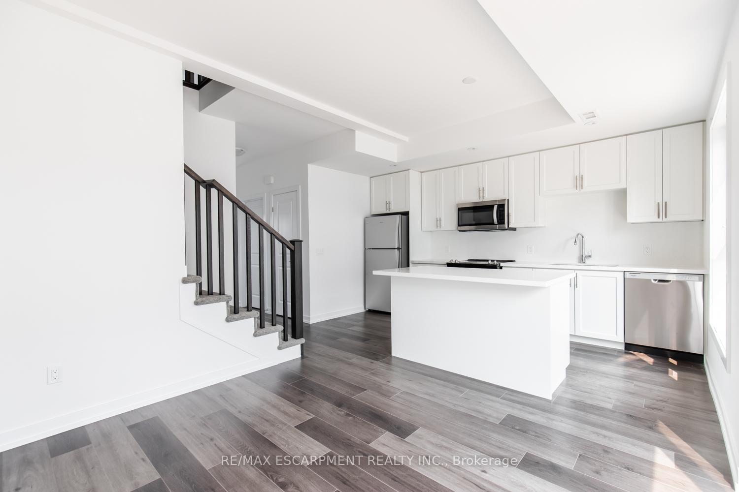 Photo 14 of Unit 19, 70 Kenesky Drive, Hamilton, Waterdown — HOMEH