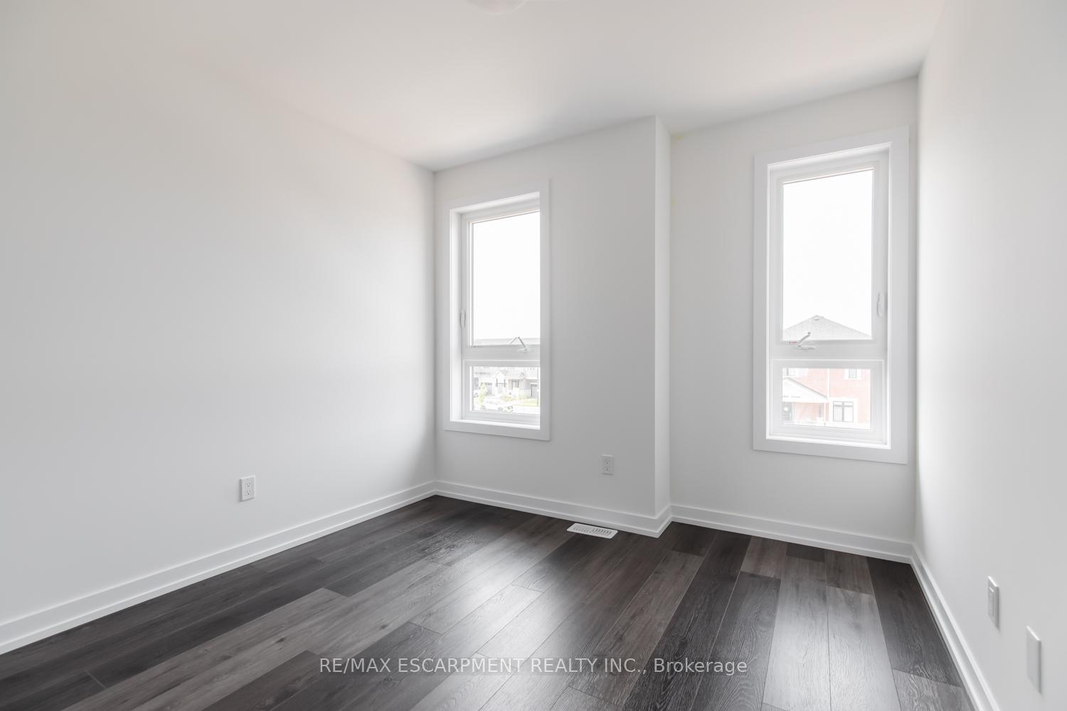 Photo 31 of Unit 19, 70 Kenesky Drive, Hamilton, Waterdown — HOMEH