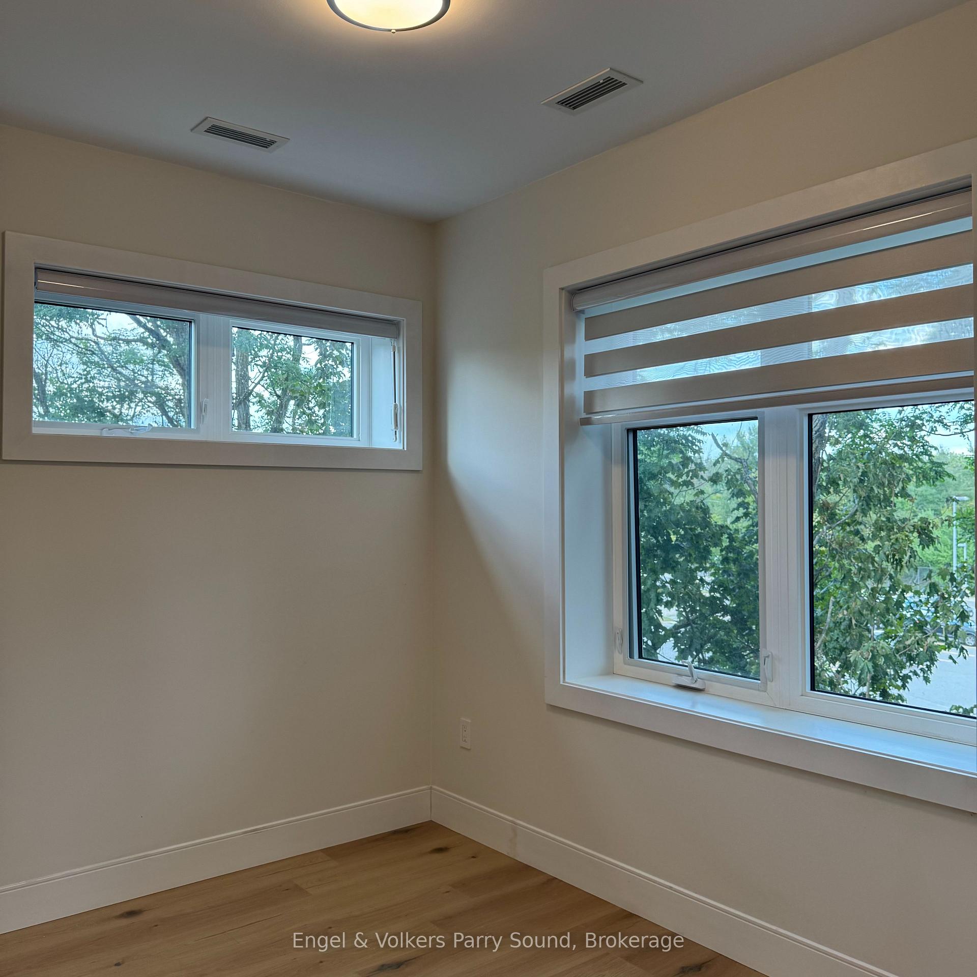 Photo 5 of Unit 201, 410 First Street N, Gravenhurst, Wood (Gravenhurst) — HOMEH