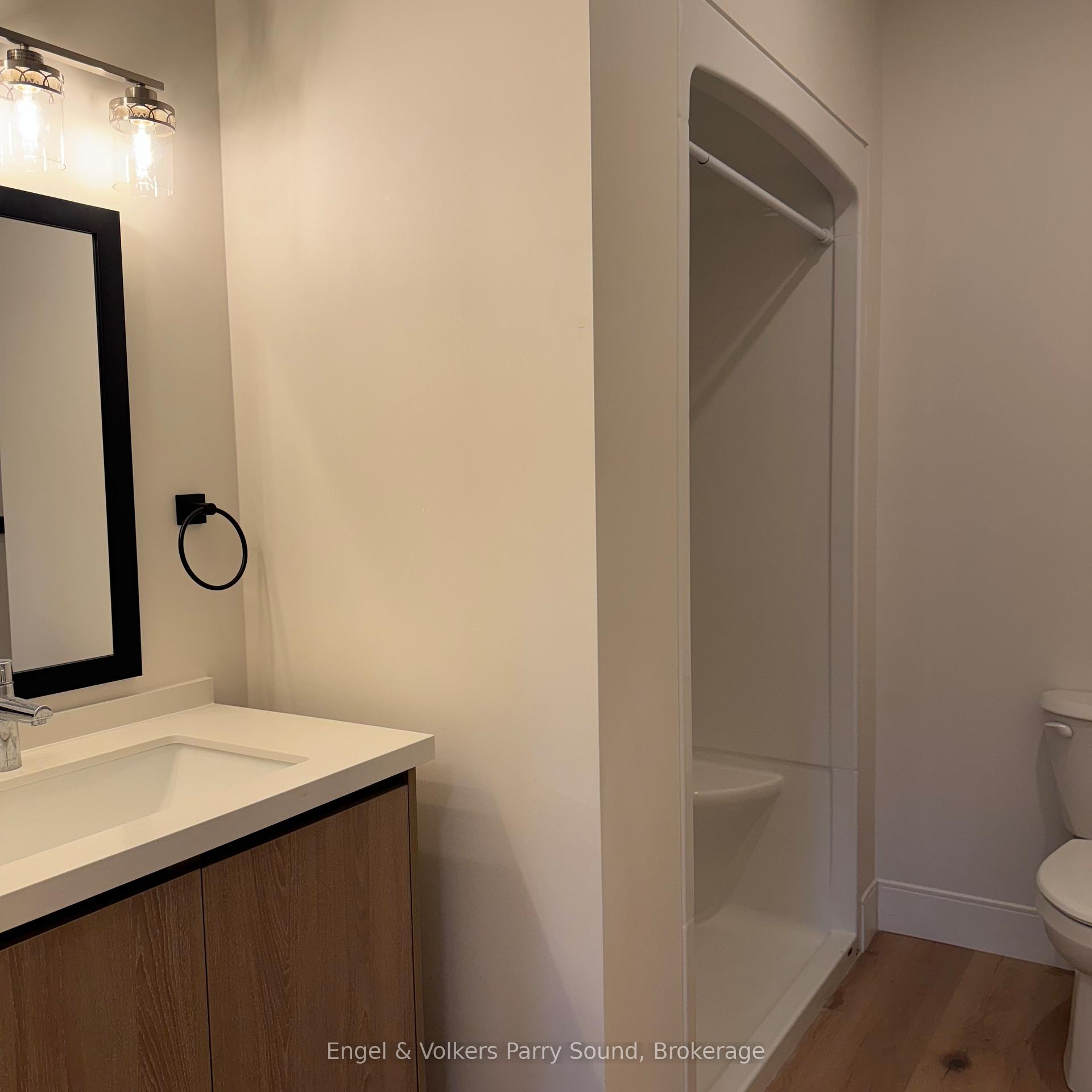Photo 9 of Unit 201, 410 First Street N, Gravenhurst, Wood (Gravenhurst) — HOMEH