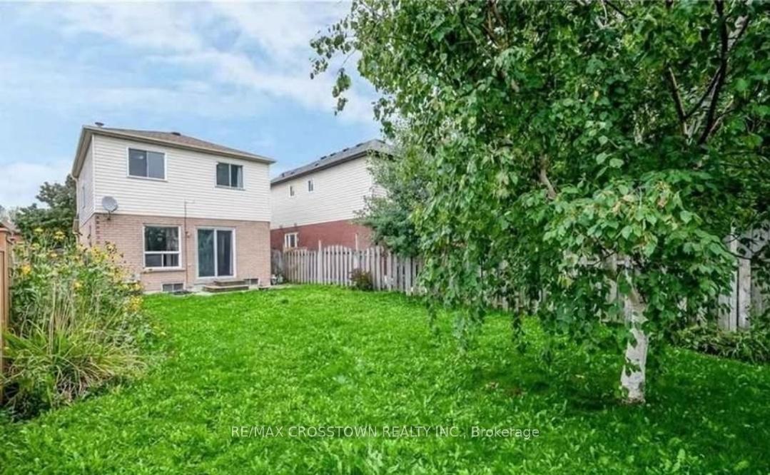 Photo 18 of 43 Laidlaw Drive, Barrie, Sunnidale — HOMEH