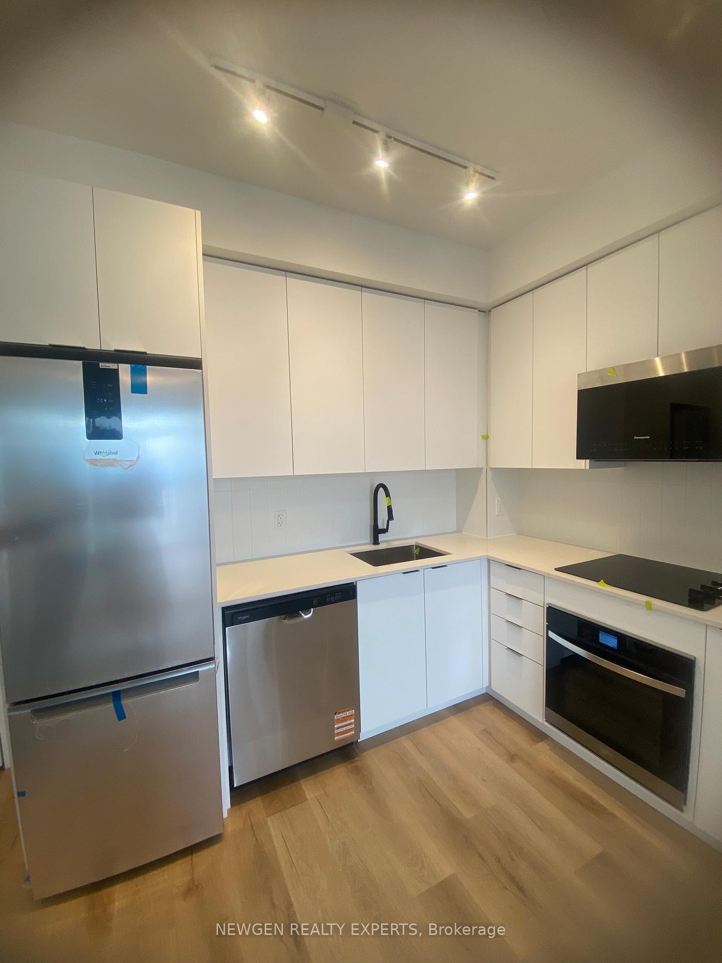 Photo 4 of Unit 2524, 498 Caldari Road, Vaughan, Concord — HOMEH
