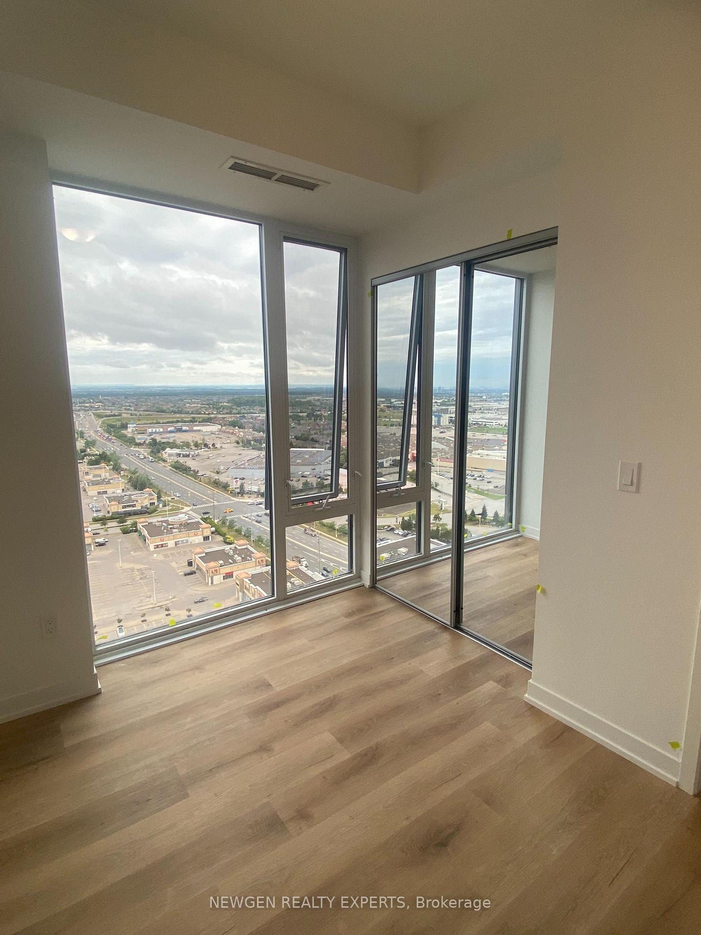 Photo 6 of Unit 2524, 498 Caldari Road, Vaughan, Concord — HOMEH