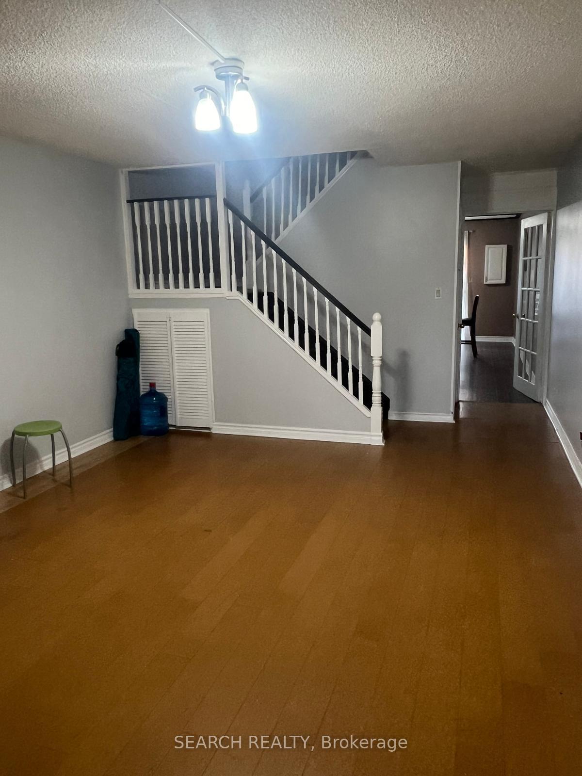 Photo 2 of Unit 12, 8646 Willoughby Drive, Niagara Falls, Chippawa — HOMEH