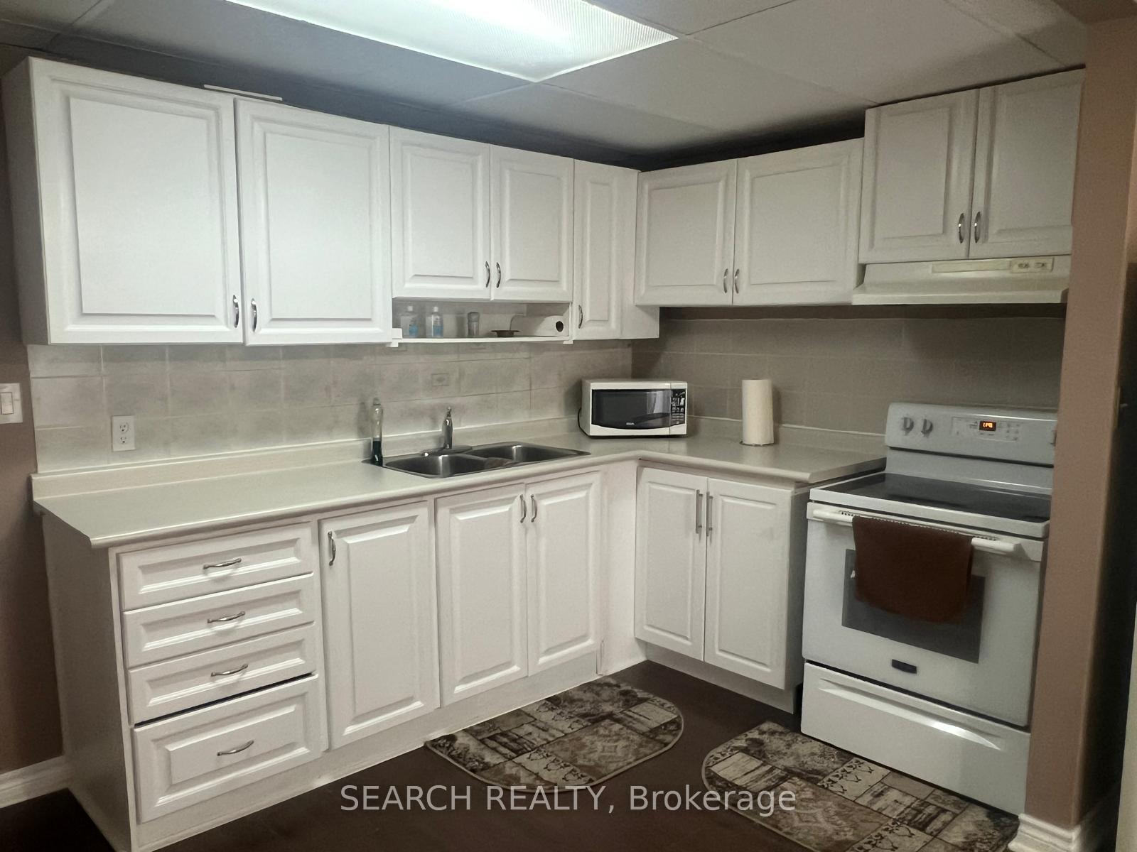 Photo 3 of Unit 12, 8646 Willoughby Drive, Niagara Falls, Chippawa — HOMEH