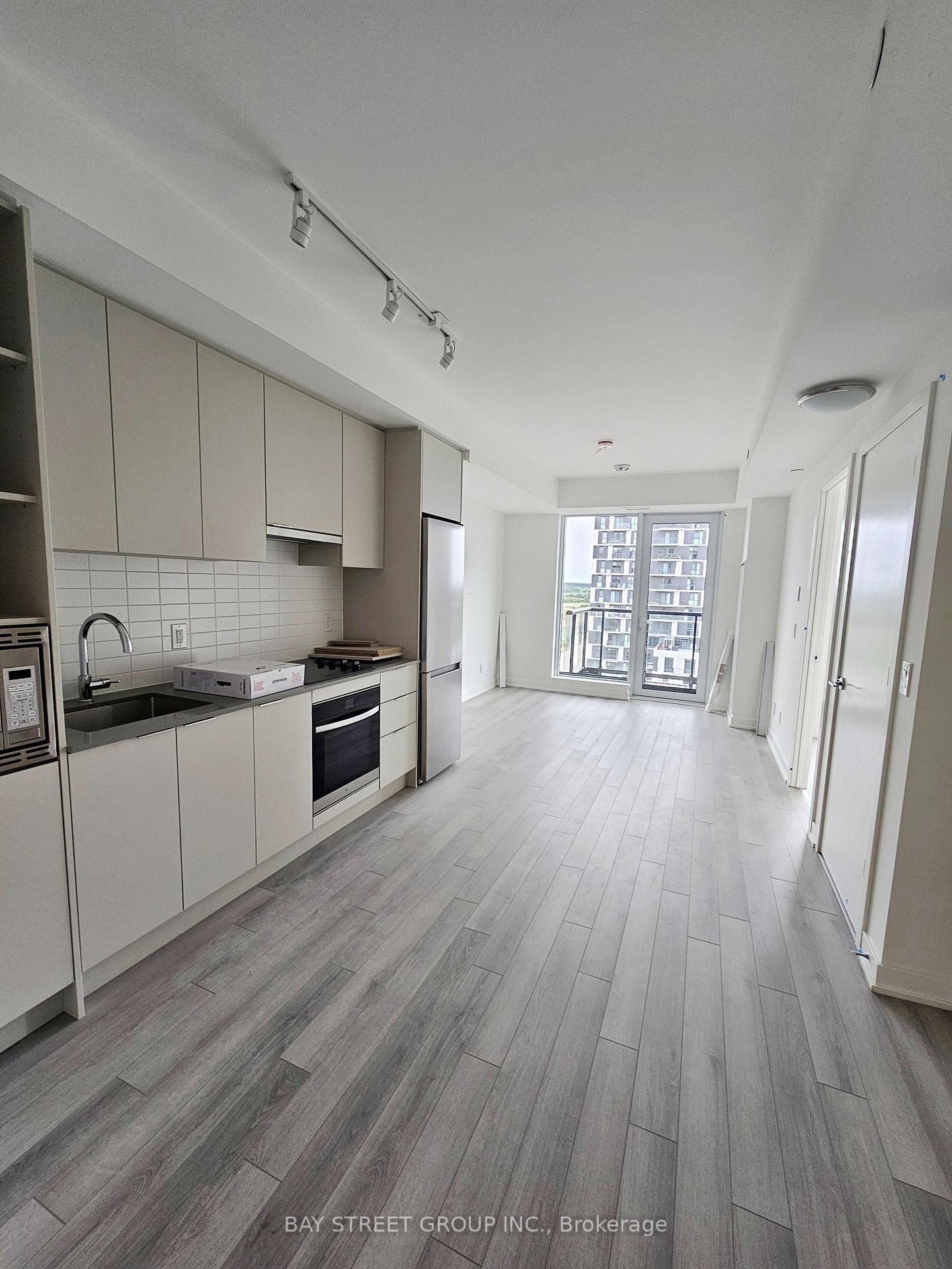 Photo 13 of Unit 1306, 3079 Trafalgar Road, Oakville, Joshua Meadows — HOMEH