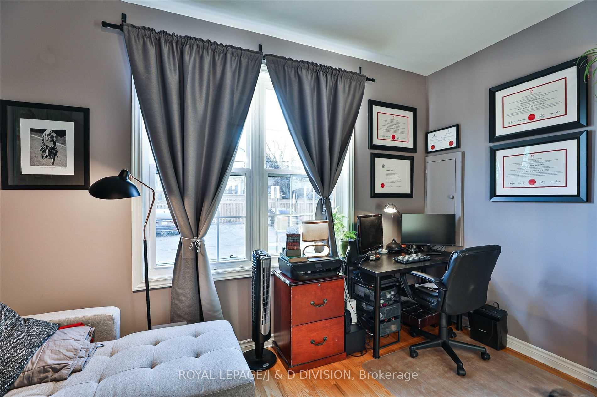 Photo 9 of 78B Coxwell Avenue, Toronto, Greenwood-Coxwell — HOMEH