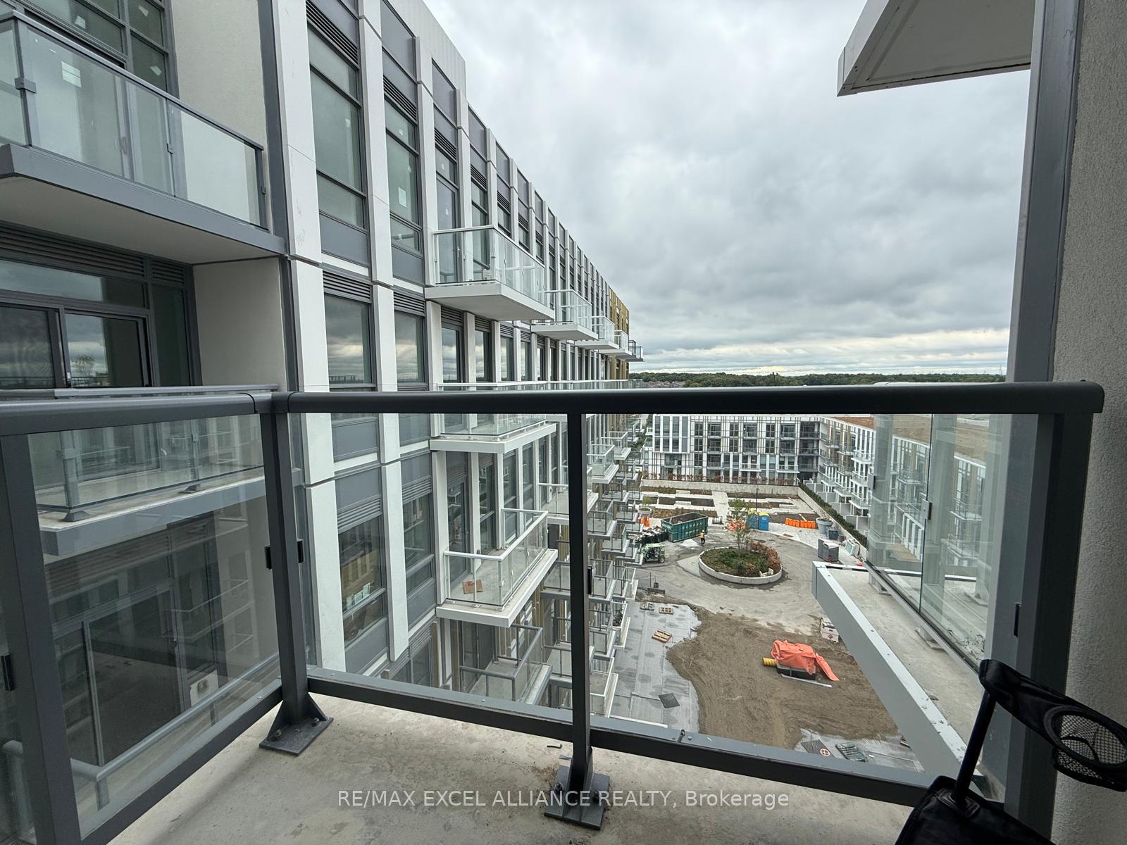 Photo 5 of Unit 801, 1005 Dundas Street E, Oakville, Joshua Meadows — HOMEH