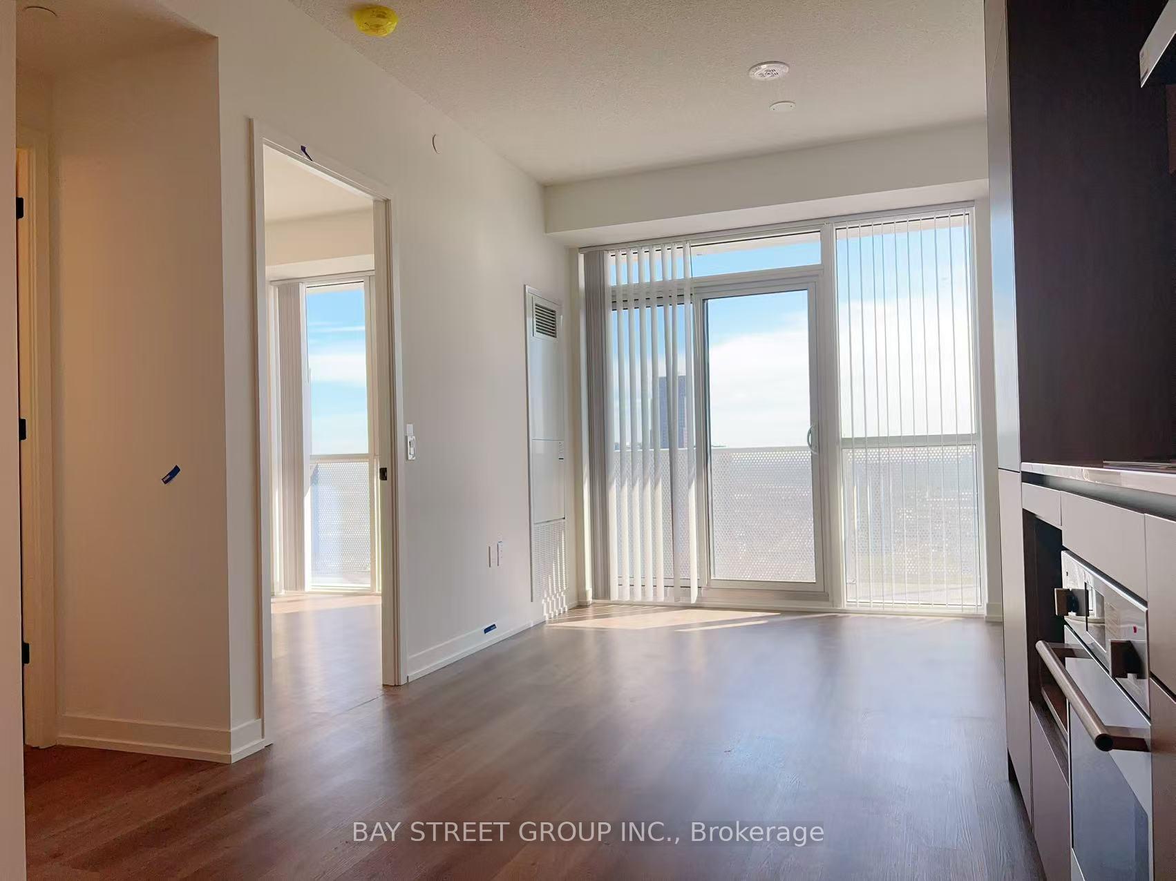 Photo 9 of Unit 4208, 28 Interchange Way, Vaughan, Vaughan Corporate Centre — HOMEH