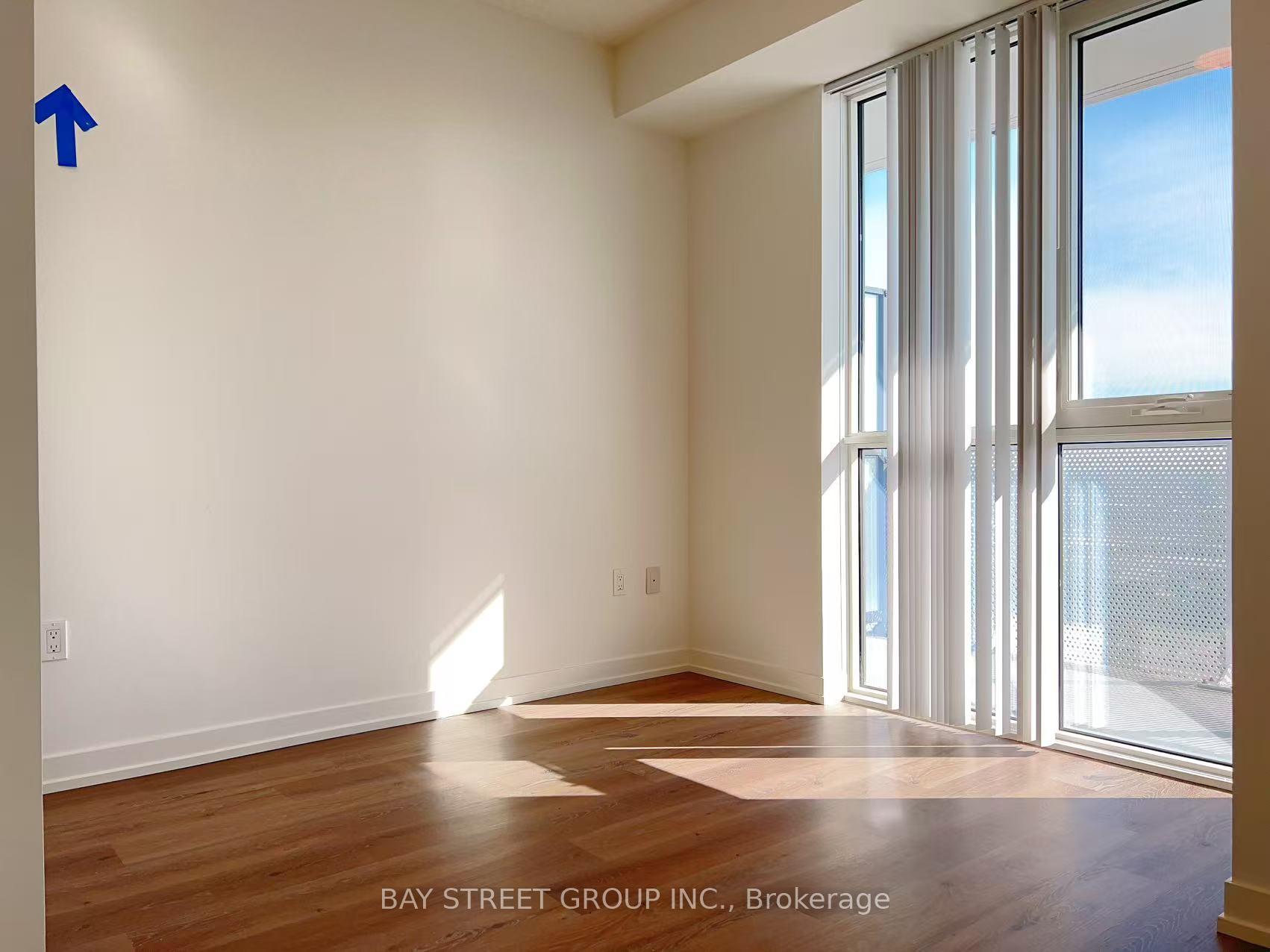 Photo 4 of Unit 4208, 28 Interchange Way, Vaughan, Vaughan Corporate Centre — HOMEH