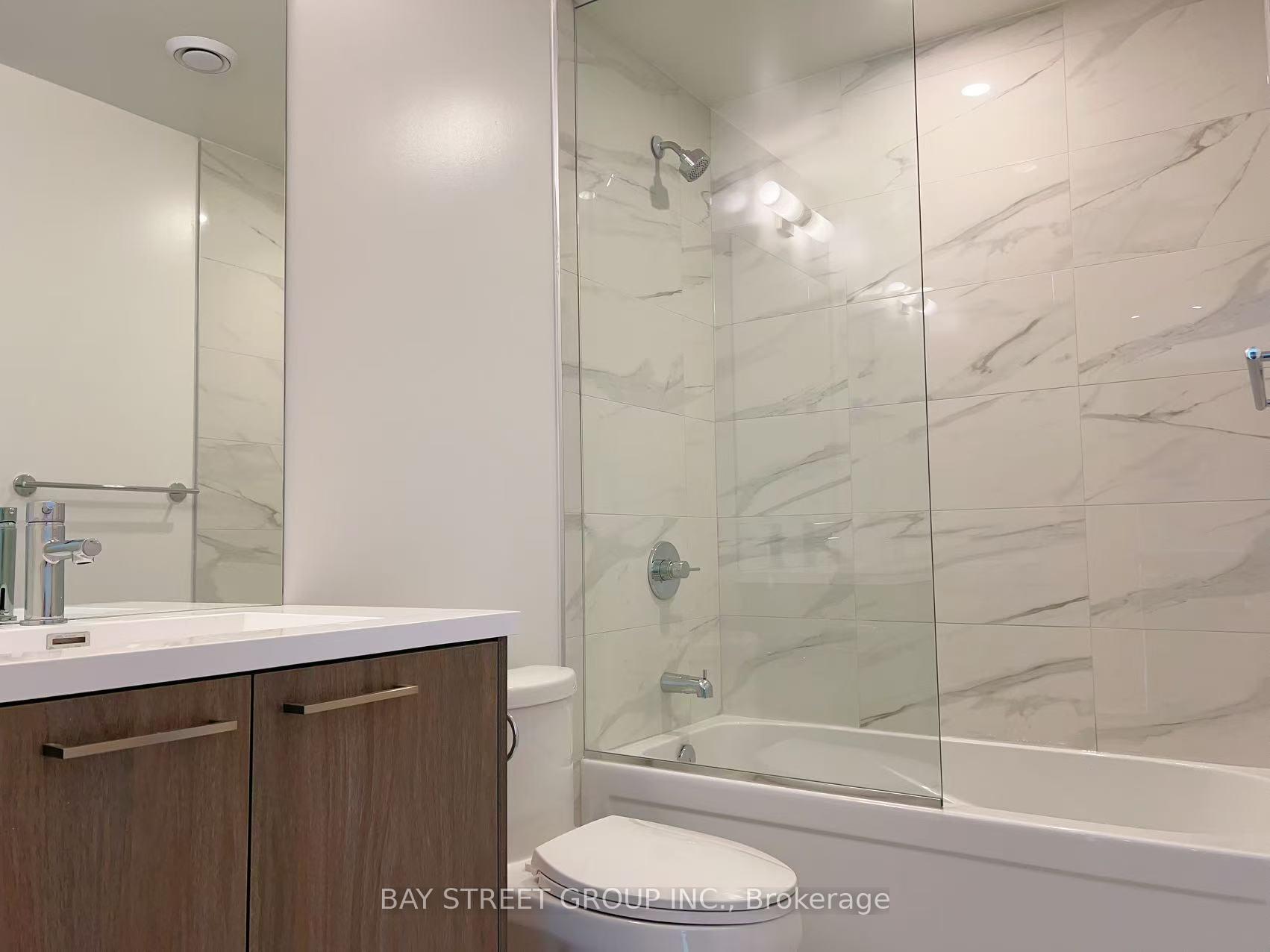 Photo 10 of Unit 4208, 28 Interchange Way, Vaughan, Vaughan Corporate Centre — HOMEH