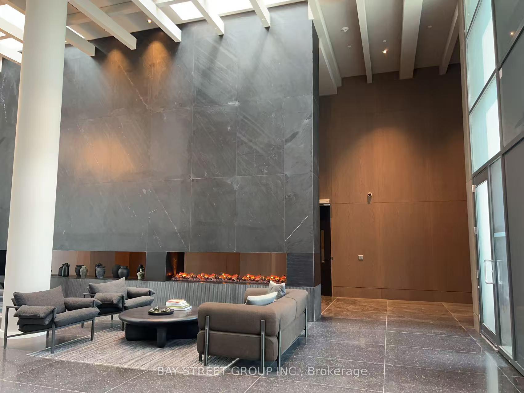 Photo 7 of Unit 4208, 28 Interchange Way, Vaughan, Vaughan Corporate Centre — HOMEH