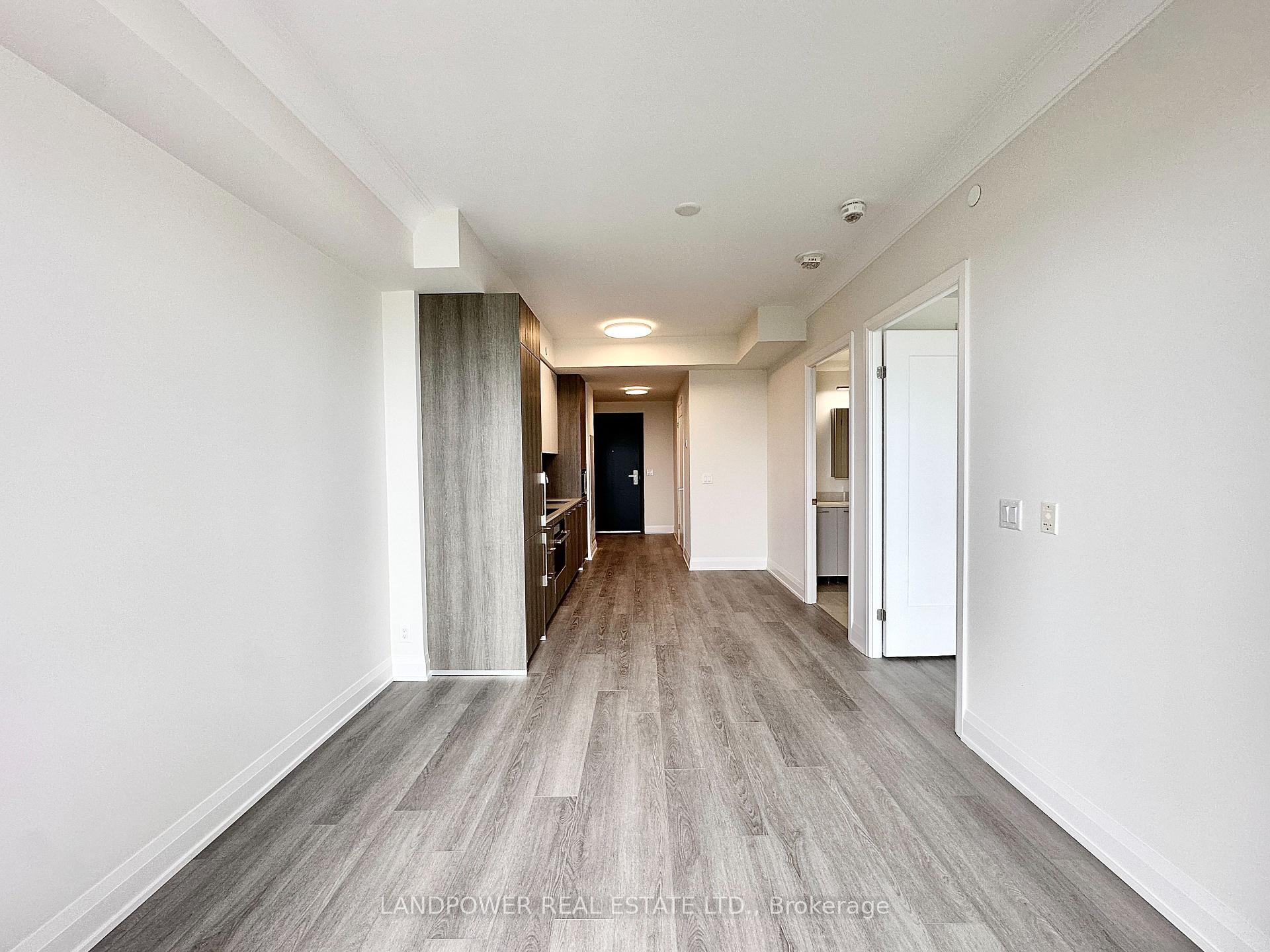 Photo 3 of Unit 4111, 8 Water Walk Drive, Markham, Unionville — HOMEH