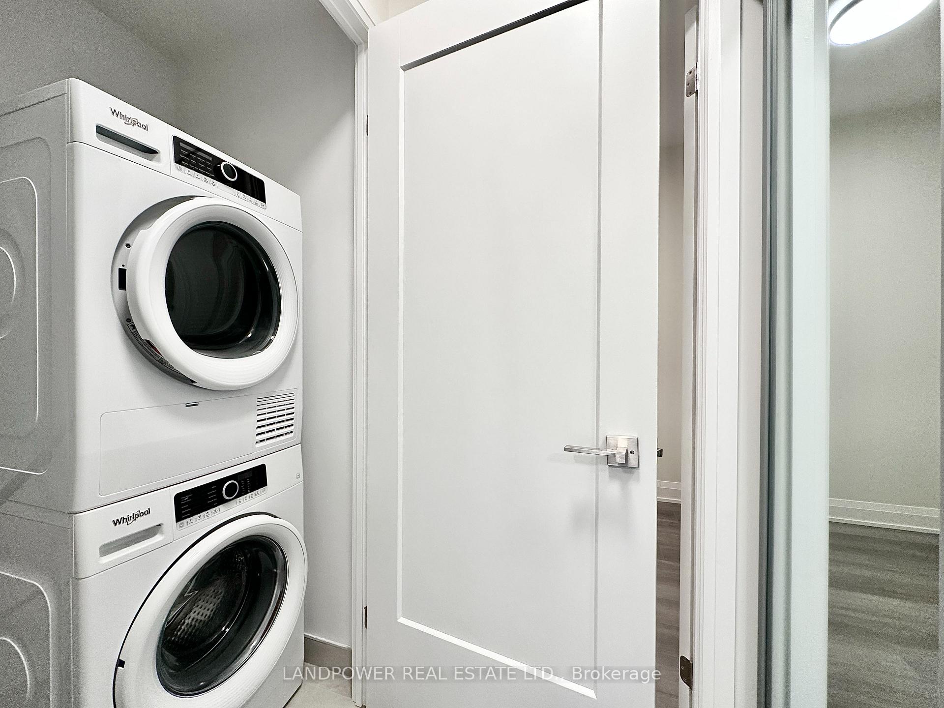 Photo 8 of Unit 4111, 8 Water Walk Drive, Markham, Unionville — HOMEH
