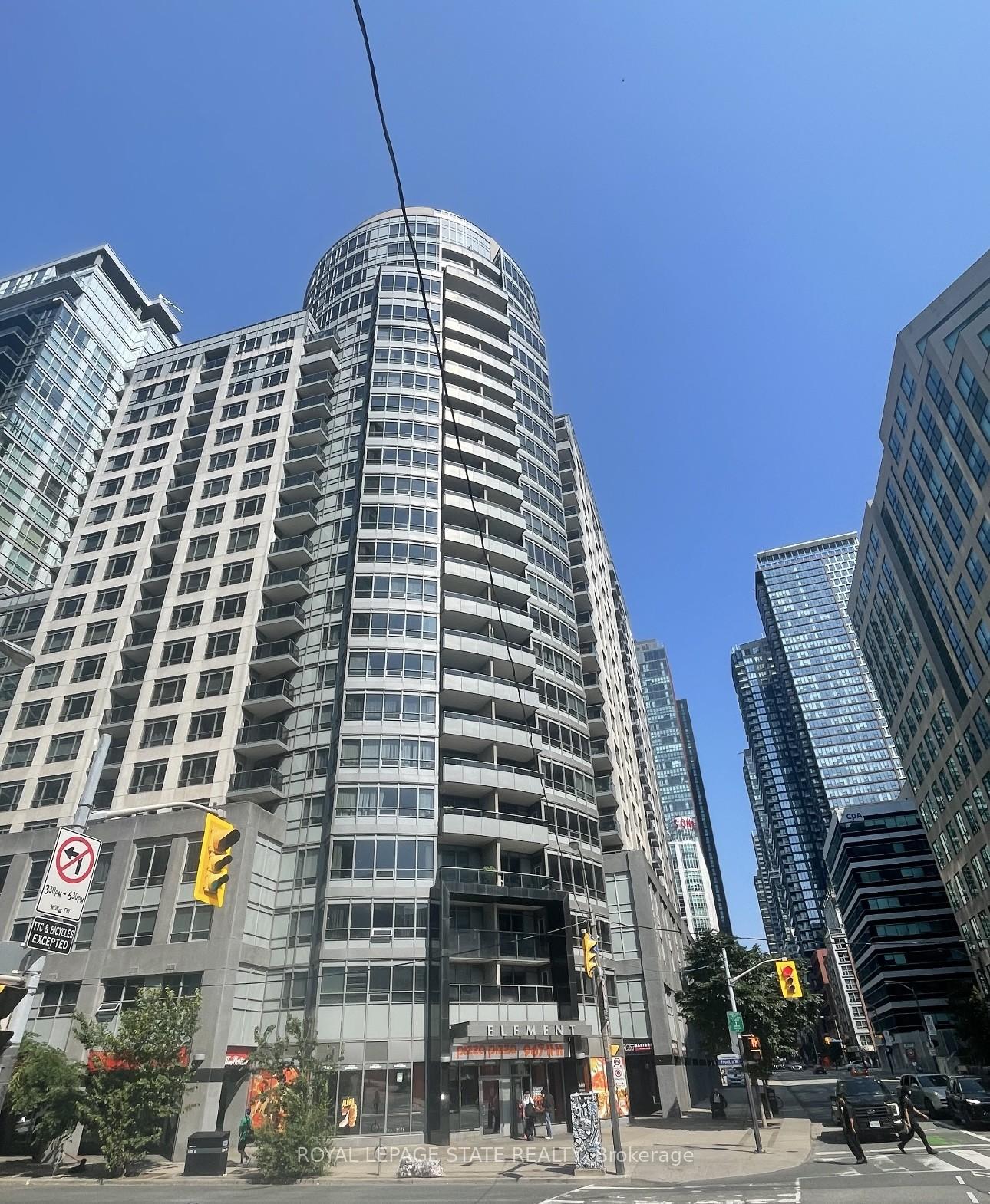 Front of Unit 919, 20 Blue Jays Way
