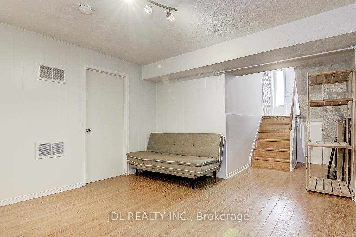 Photo 3 of Unit 65, 653 Village Parkway, Markham, Unionville — HOMEH