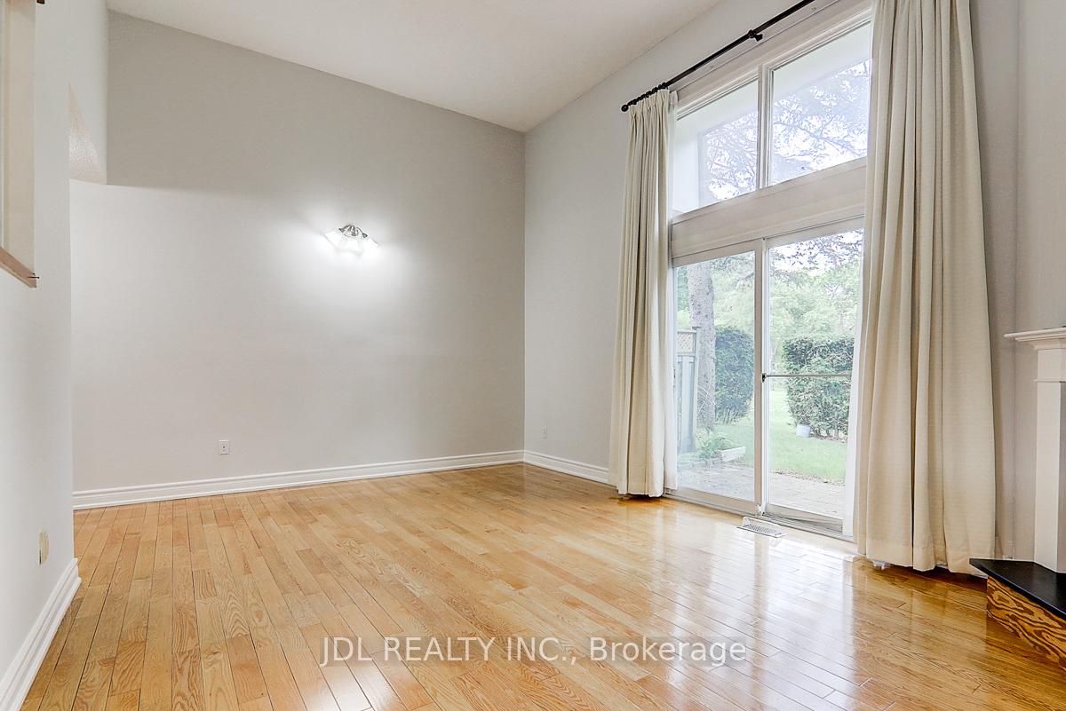 Photo 5 of Unit 65, 653 Village Parkway, Markham, Unionville — HOMEH