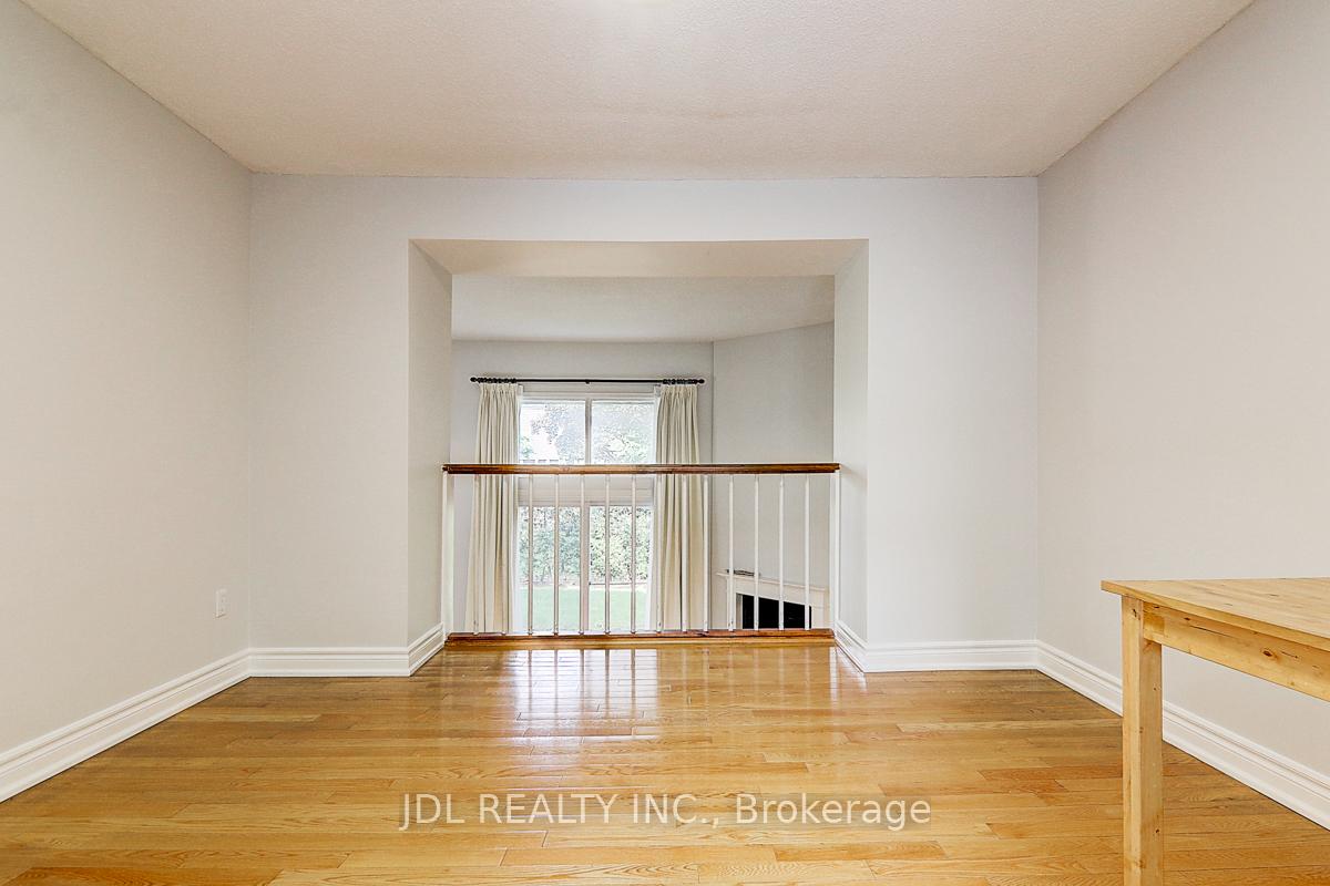 Photo 9 of Unit 65, 653 Village Parkway, Markham, Unionville — HOMEH