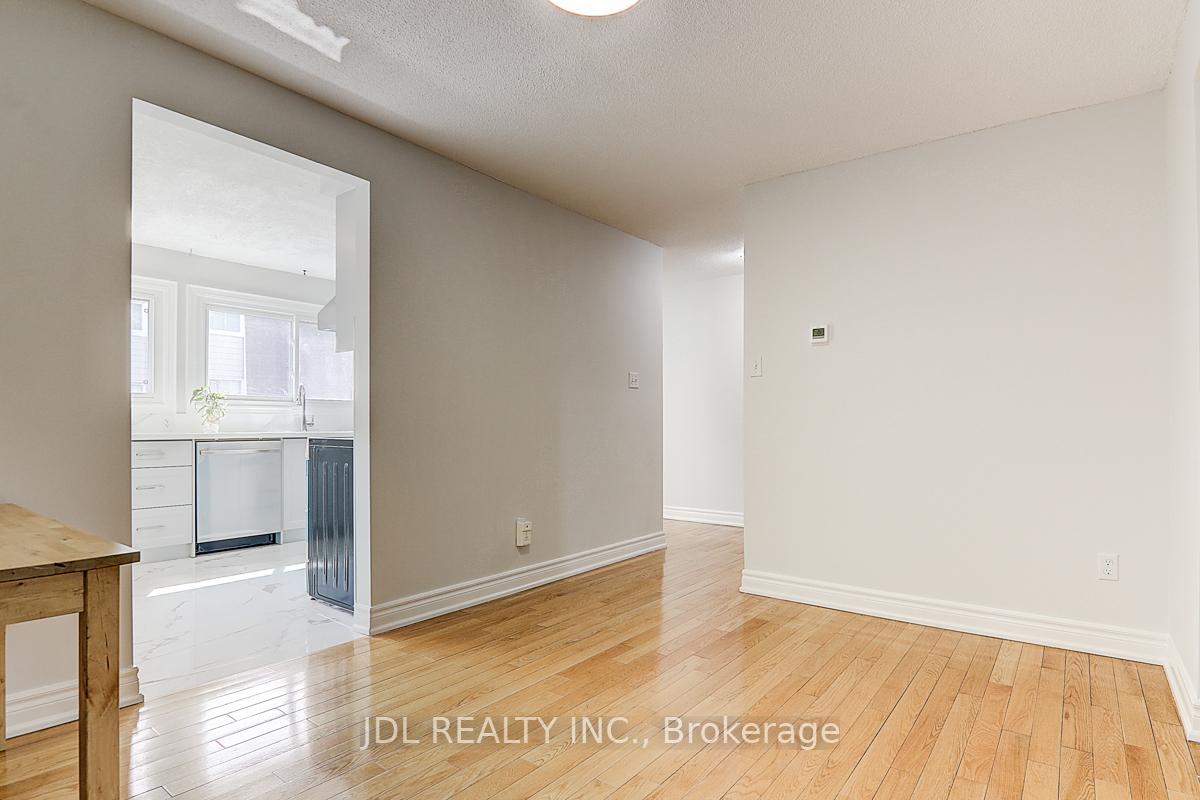 Photo 11 of Unit 65, 653 Village Parkway, Markham, Unionville — HOMEH