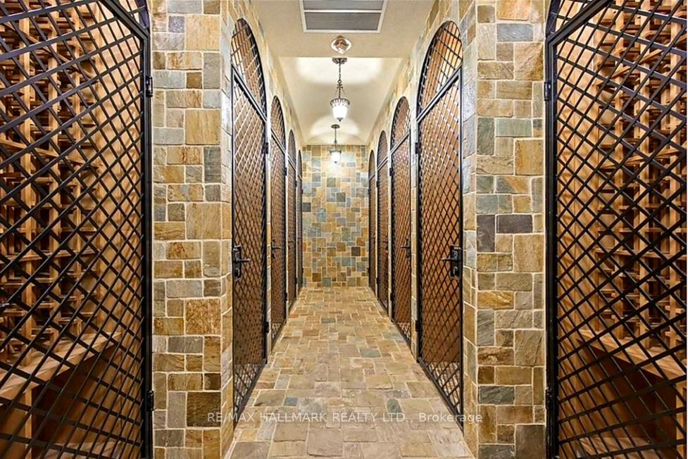 Photo 27 of Unit 1214, 9245 Jane Street, Vaughan, Maple — HOMEH