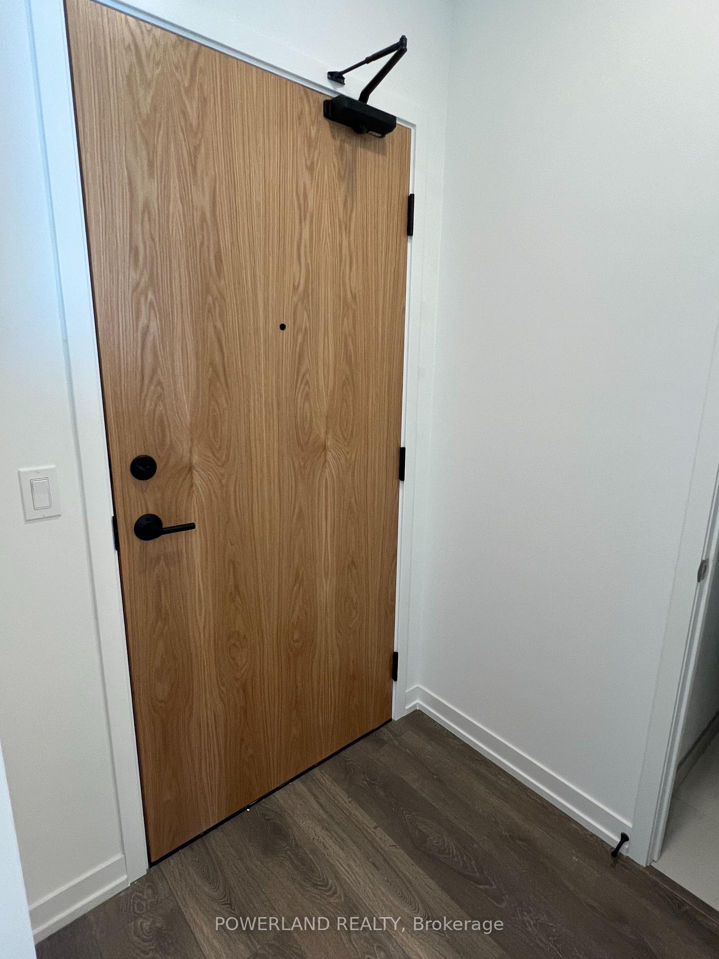 Photo 7 of Unit 525, 8 Beverley Glen Boulevard, Vaughan, Beverley Glen — HOMEH