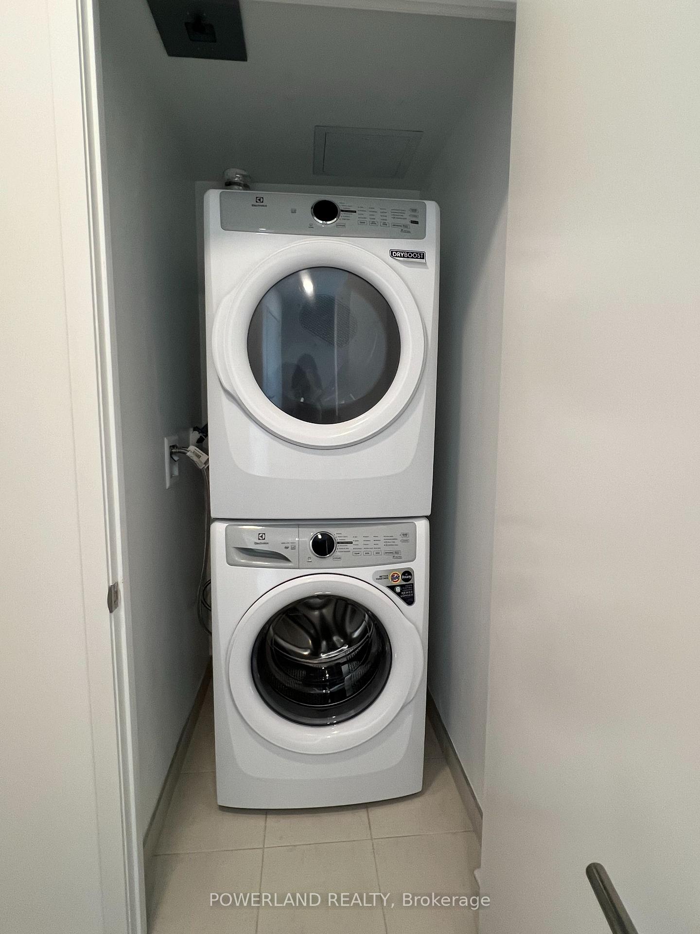 Photo 9 of Unit 525, 8 Beverley Glen Boulevard, Vaughan, Beverley Glen — HOMEH