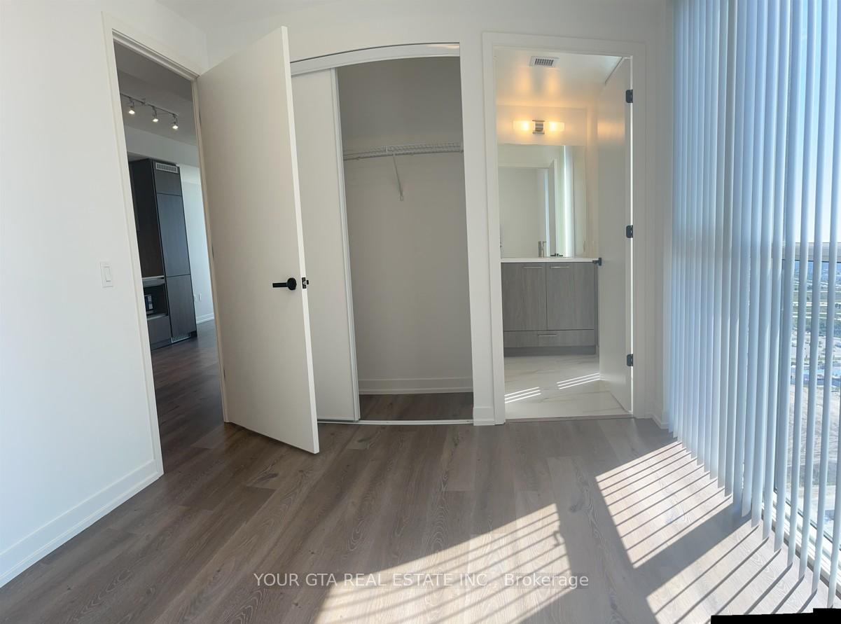 Photo 12 of Unit 2912, 28 Interchange Way, Vaughan, Vaughan Corporate Centre — HOMEH