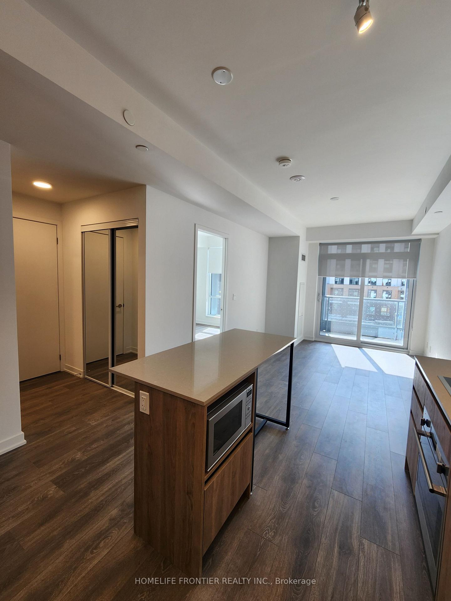 Photo 6 of Unit 429, 7950 Bathurst Street, Vaughan, Beverley Glen — HOMEH