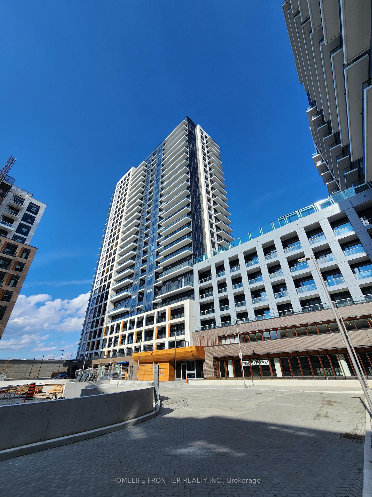 Photo 13 of Unit 429, 7950 Bathurst Street, Vaughan, Beverley Glen — HOMEH