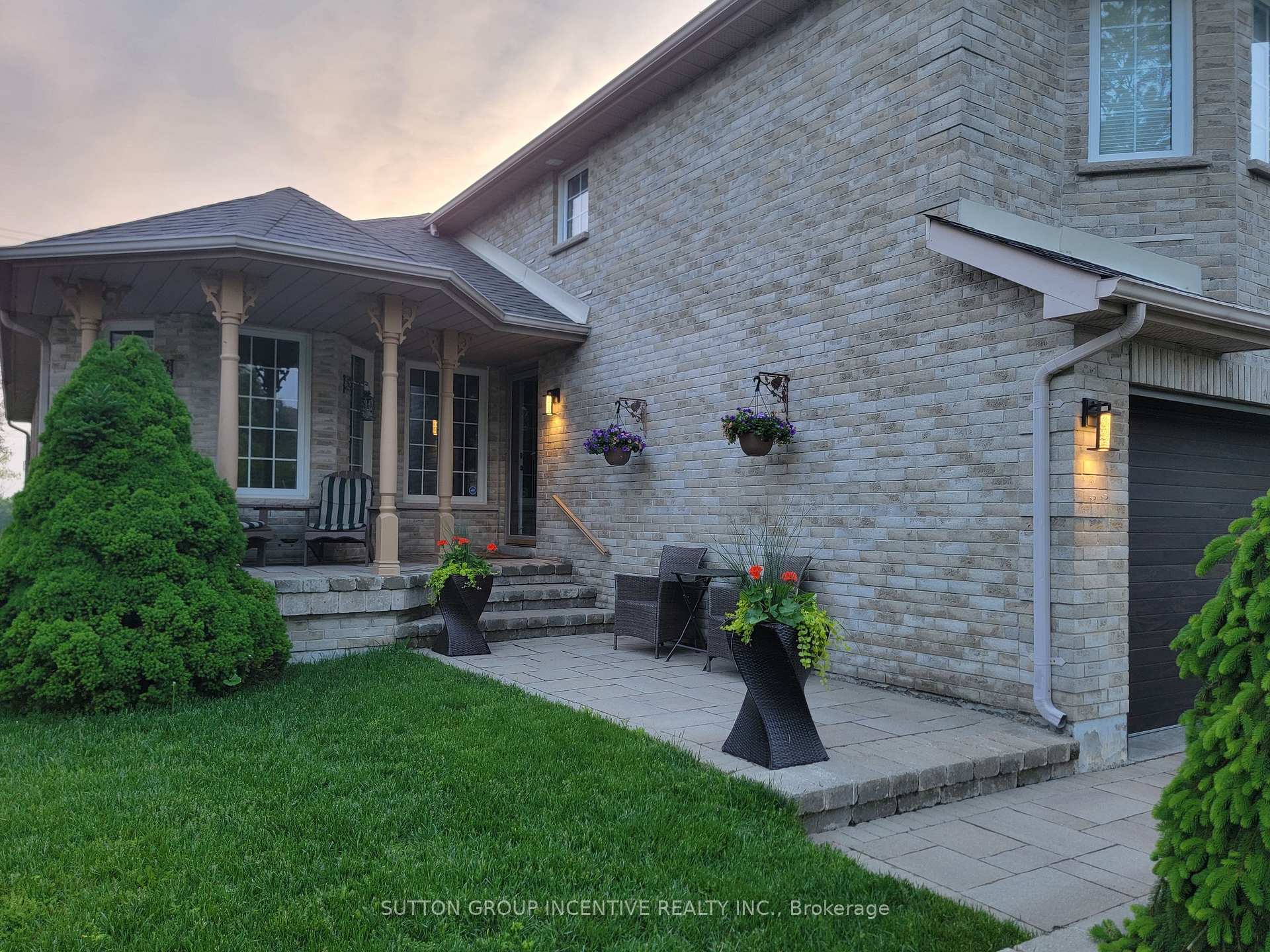 Photo 4 of 92 Sundew Drive, Barrie, Holly — HOMEH