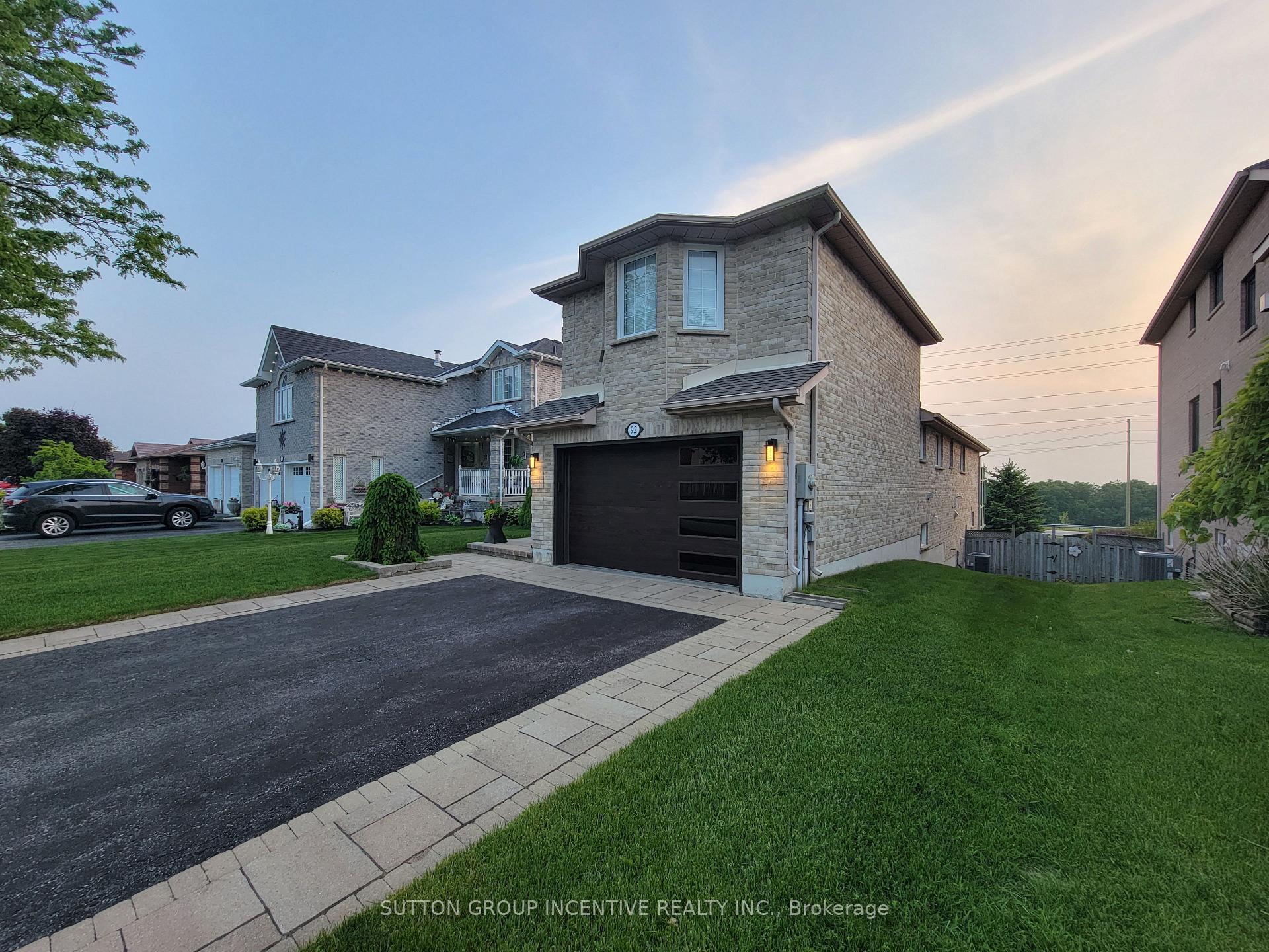 Photo 6 of 92 Sundew Drive, Barrie, Holly — HOMEH