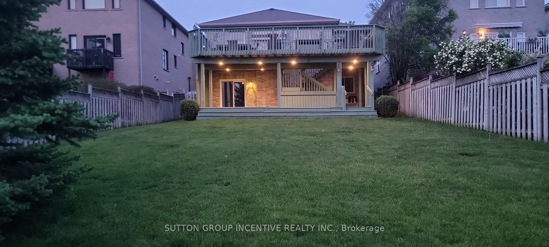 Photo 12 of 92 Sundew Drive, Barrie, Holly — HOMEH