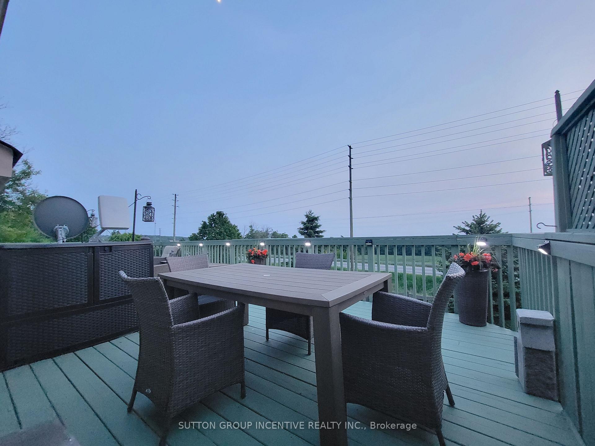 Photo 16 of 92 Sundew Drive, Barrie, Holly — HOMEH