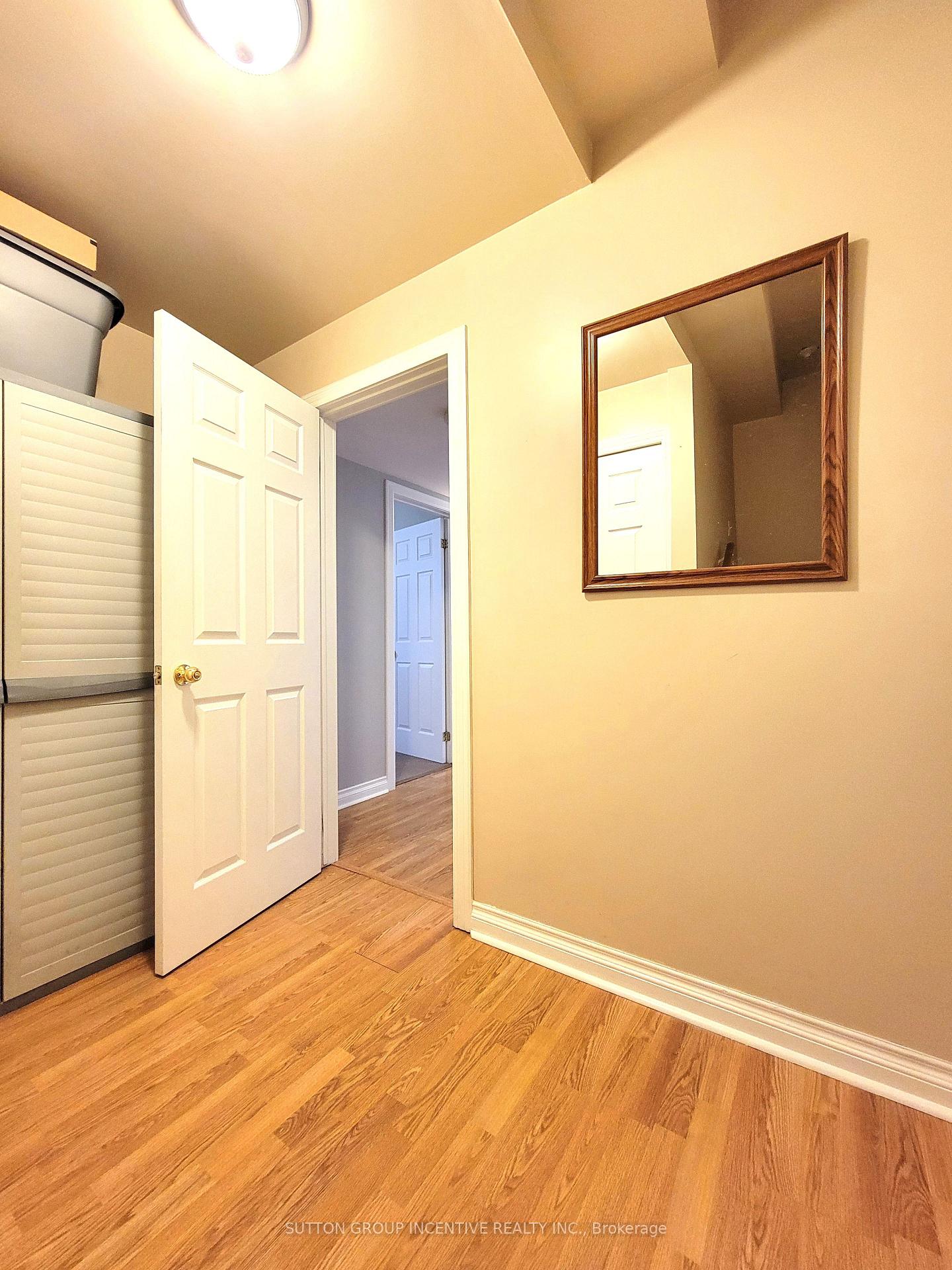 Photo 36 of 92 Sundew Drive, Barrie, Holly — HOMEH