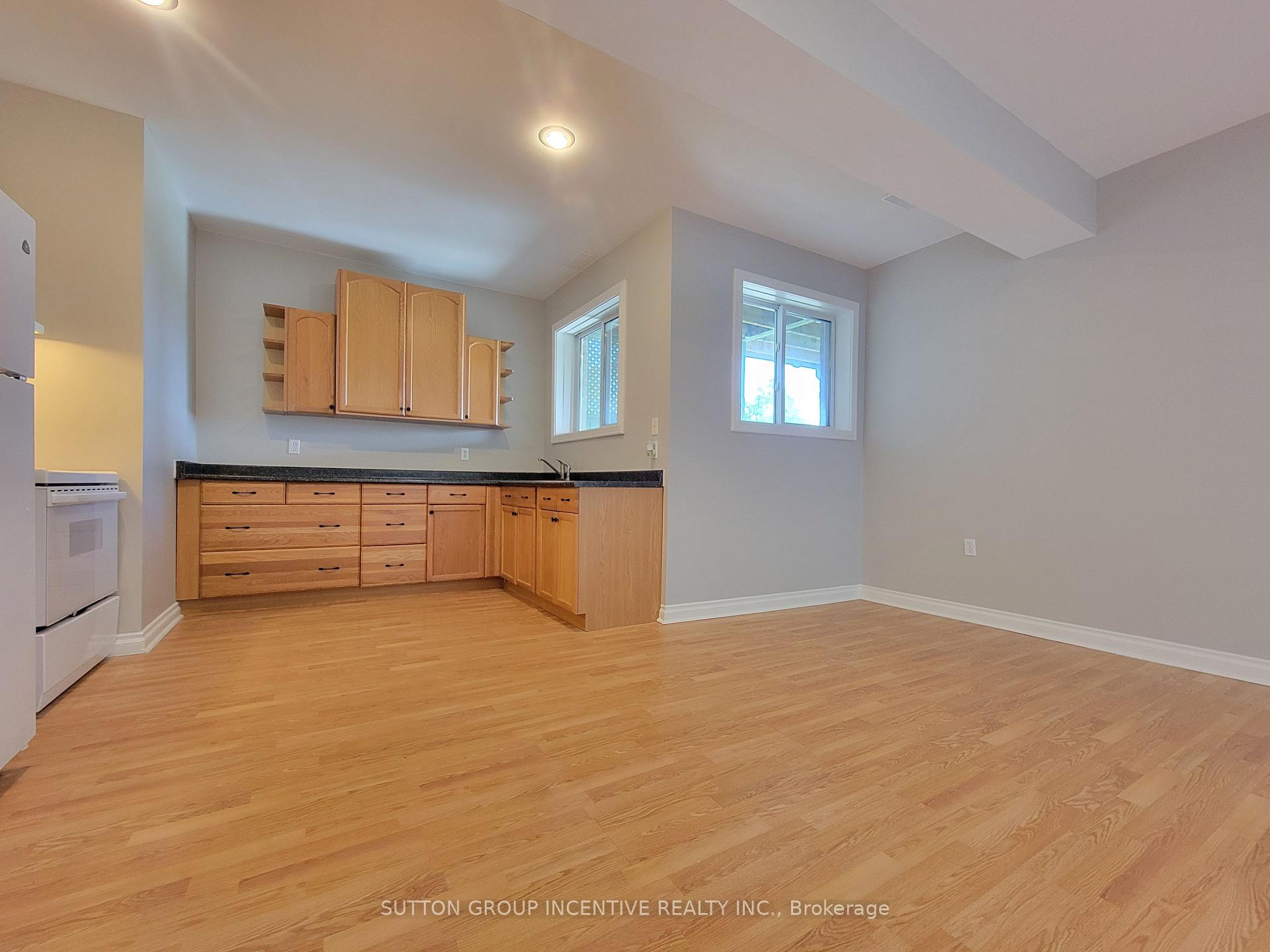 Photo 39 of 92 Sundew Drive, Barrie, Holly — HOMEH