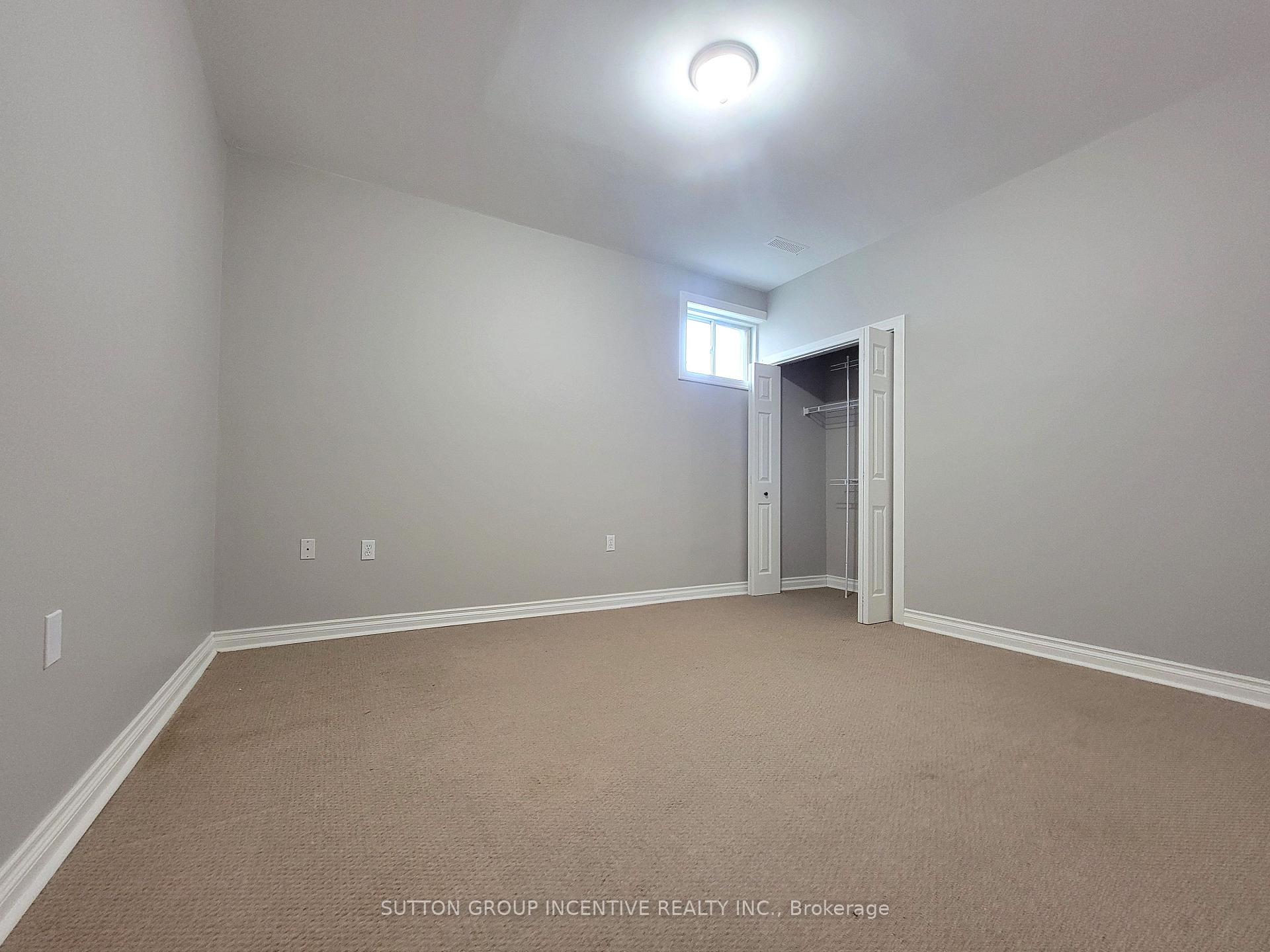 Photo 44 of 92 Sundew Drive, Barrie, Holly — HOMEH