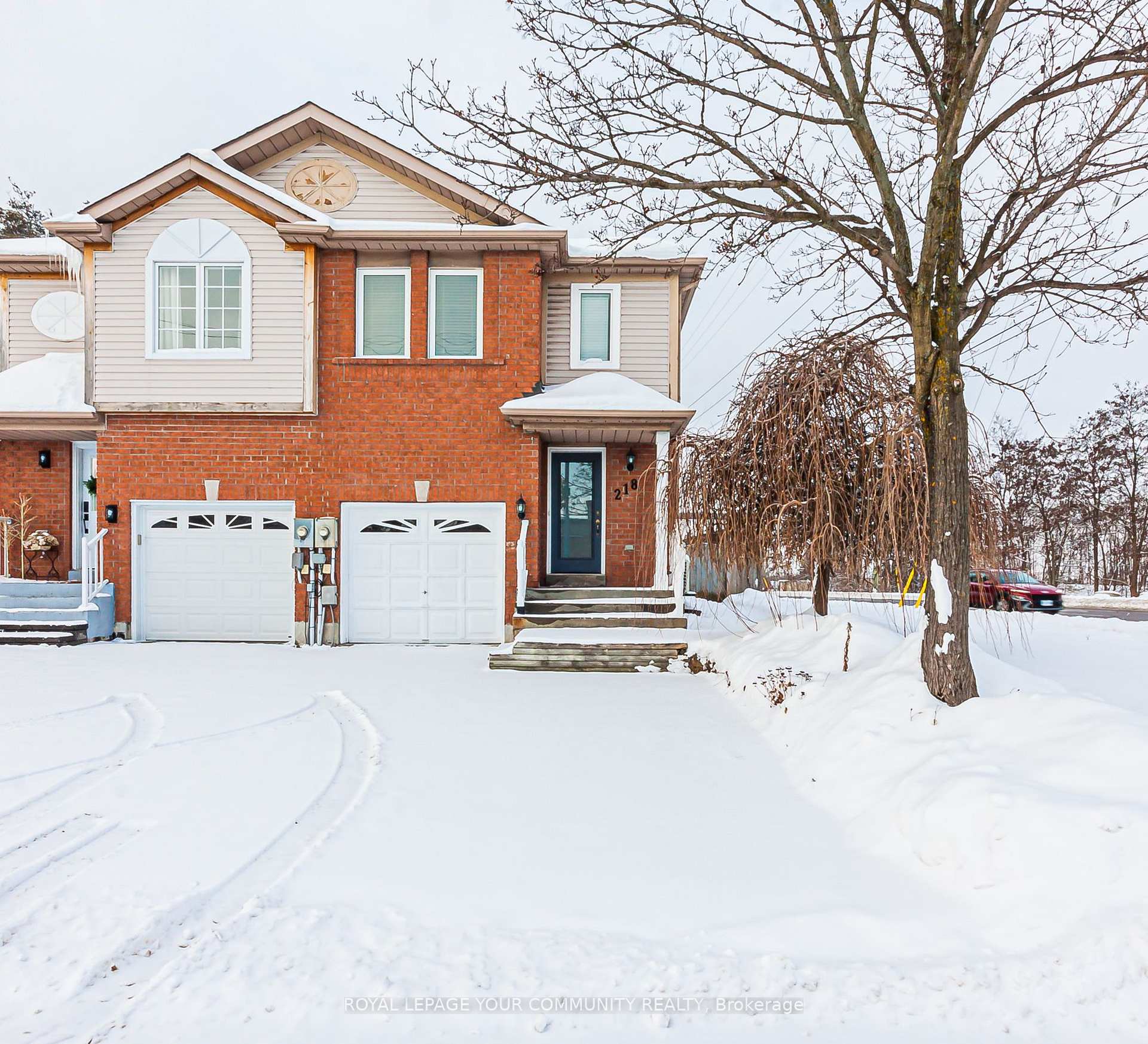 Front of 218 Ferndale Drive S
