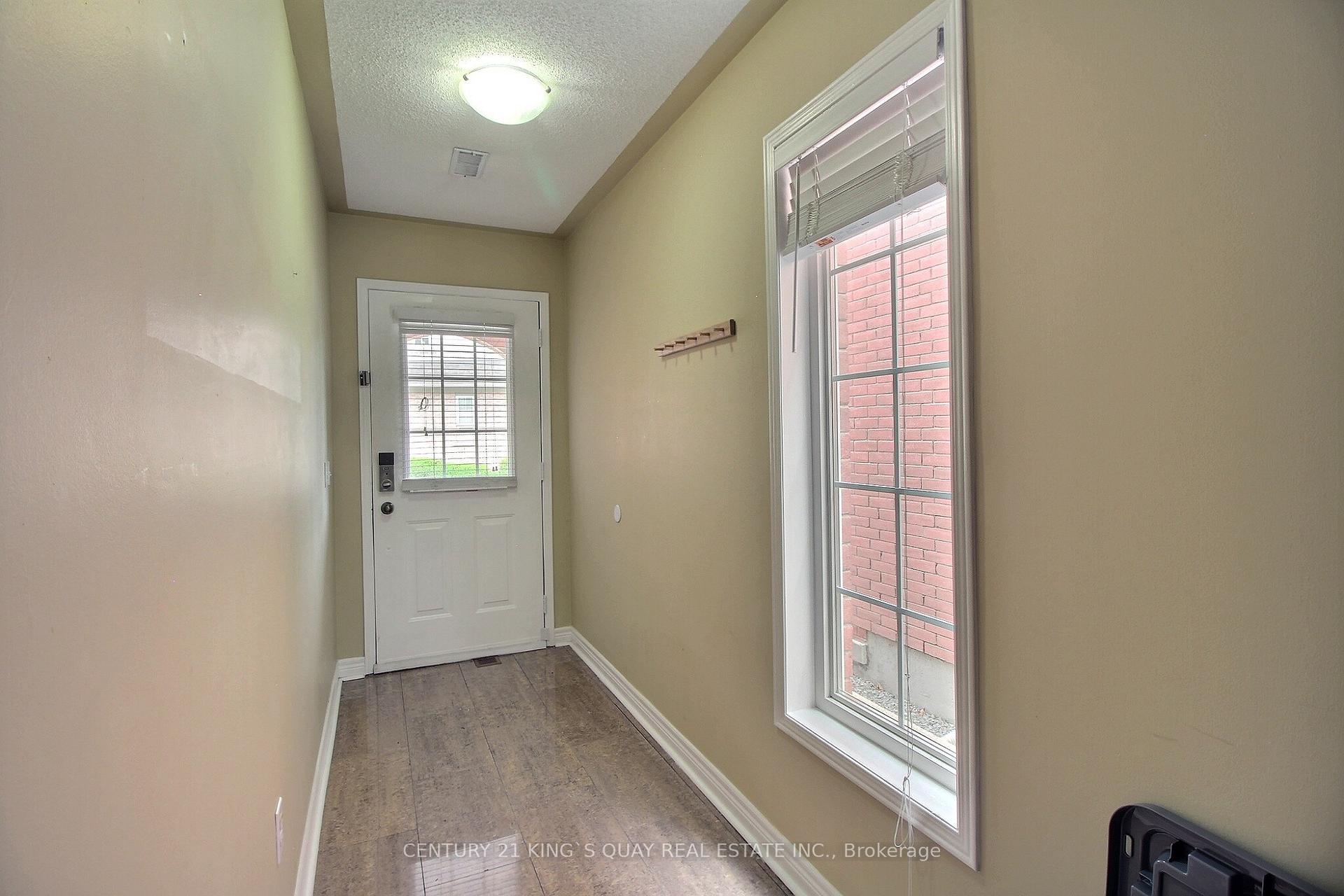 Photo 4 of Unit 31, 1100 Begley Street, Pickering, Bay Ridges — HOMEH