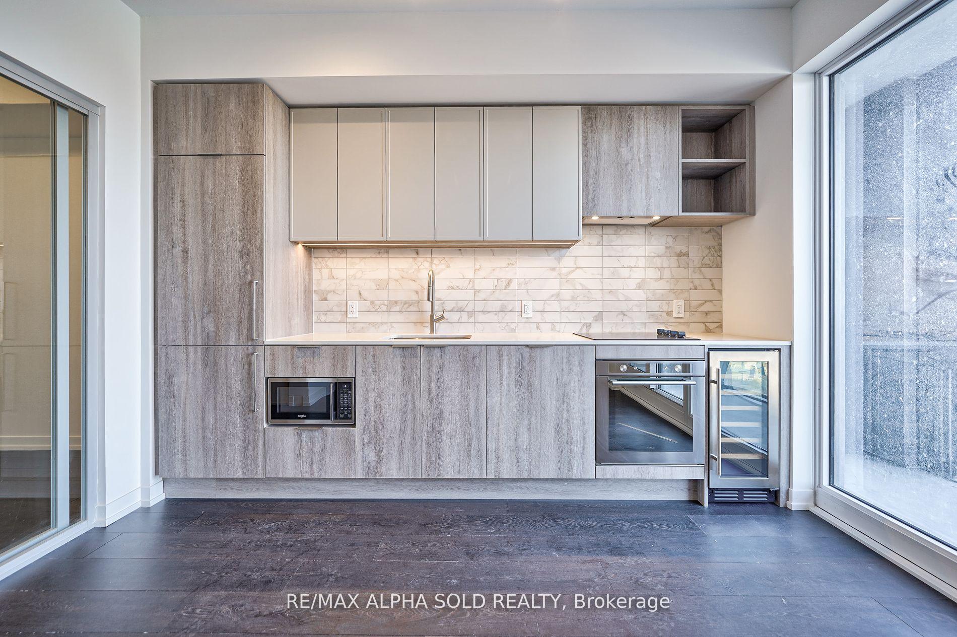 Photo 9 of Unit 1108, 2020 Bathurst Street, Toronto, Humewood-Cedarvale — HOMEH
