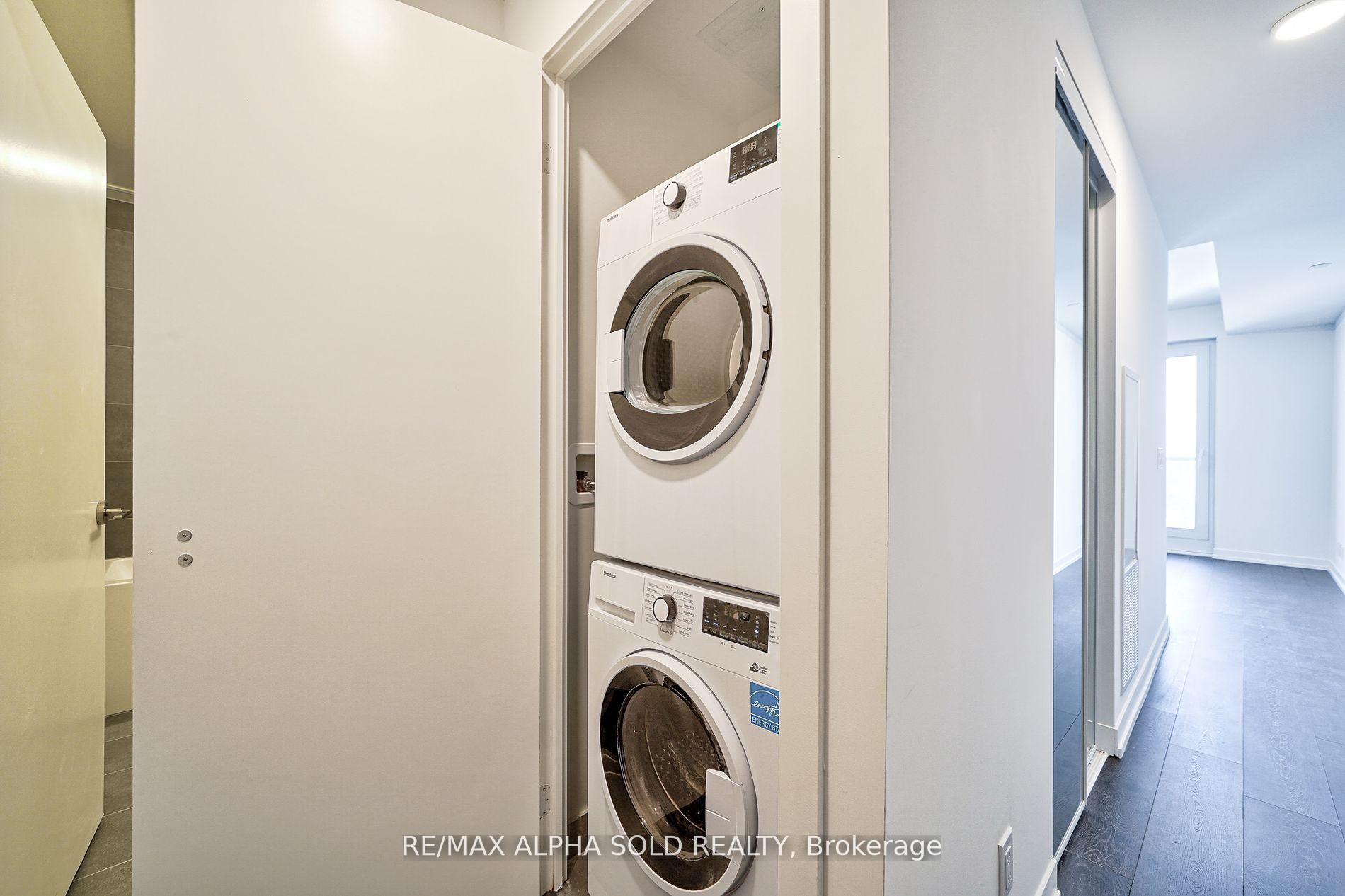 Photo 11 of Unit 1108, 2020 Bathurst Street, Toronto, Humewood-Cedarvale — HOMEH