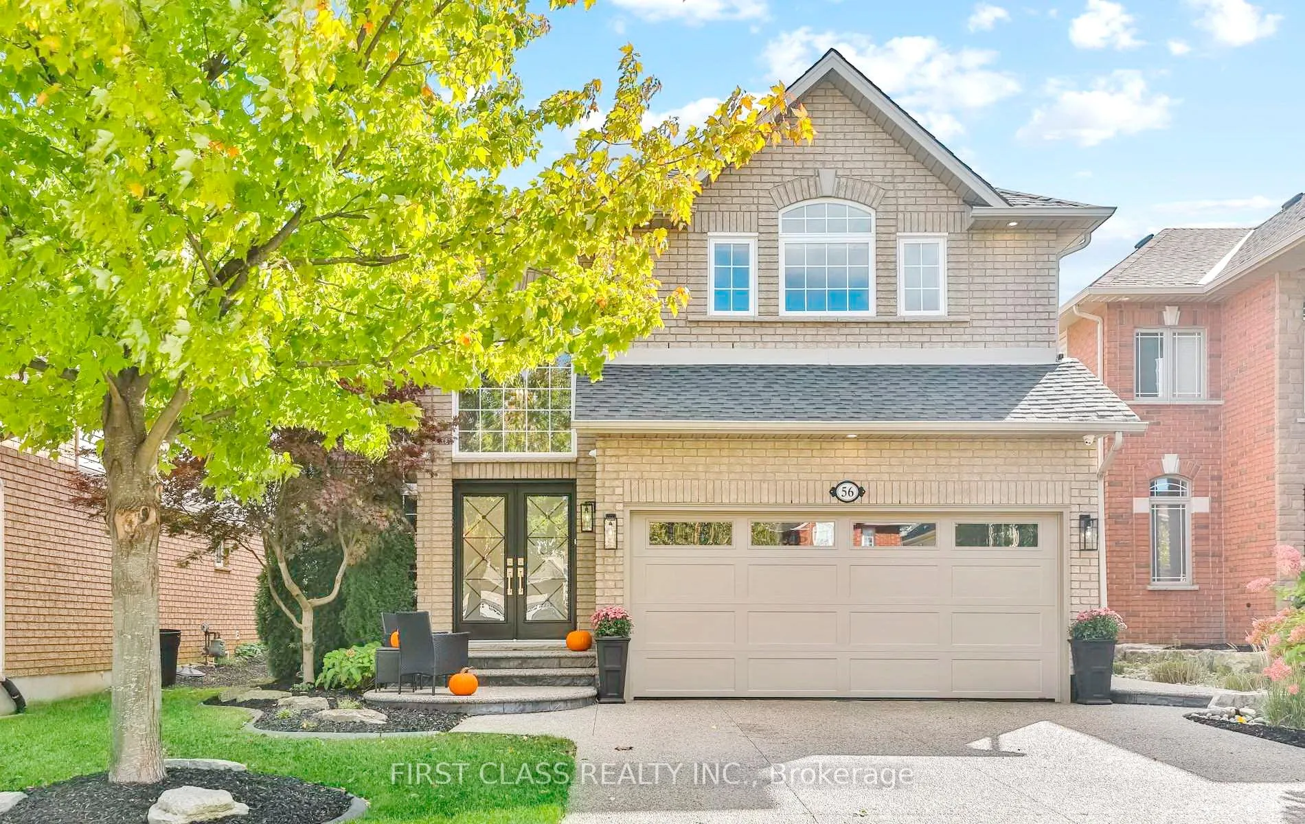 Photo 2 of 56 Moorland Crescent, Hamilton, Meadowlands — HOMEH