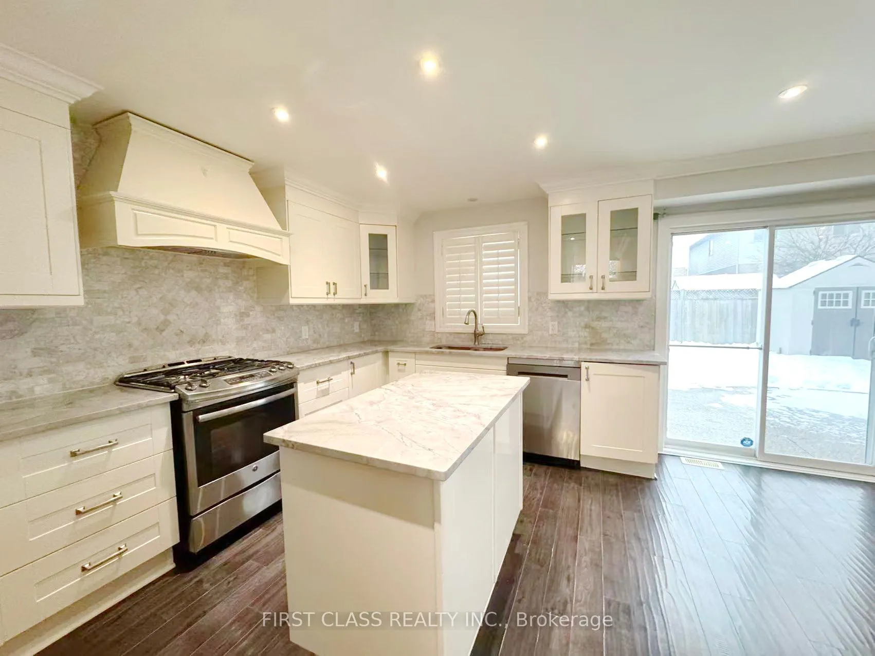Photo 7 of 56 Moorland Crescent, Hamilton, Meadowlands — HOMEH